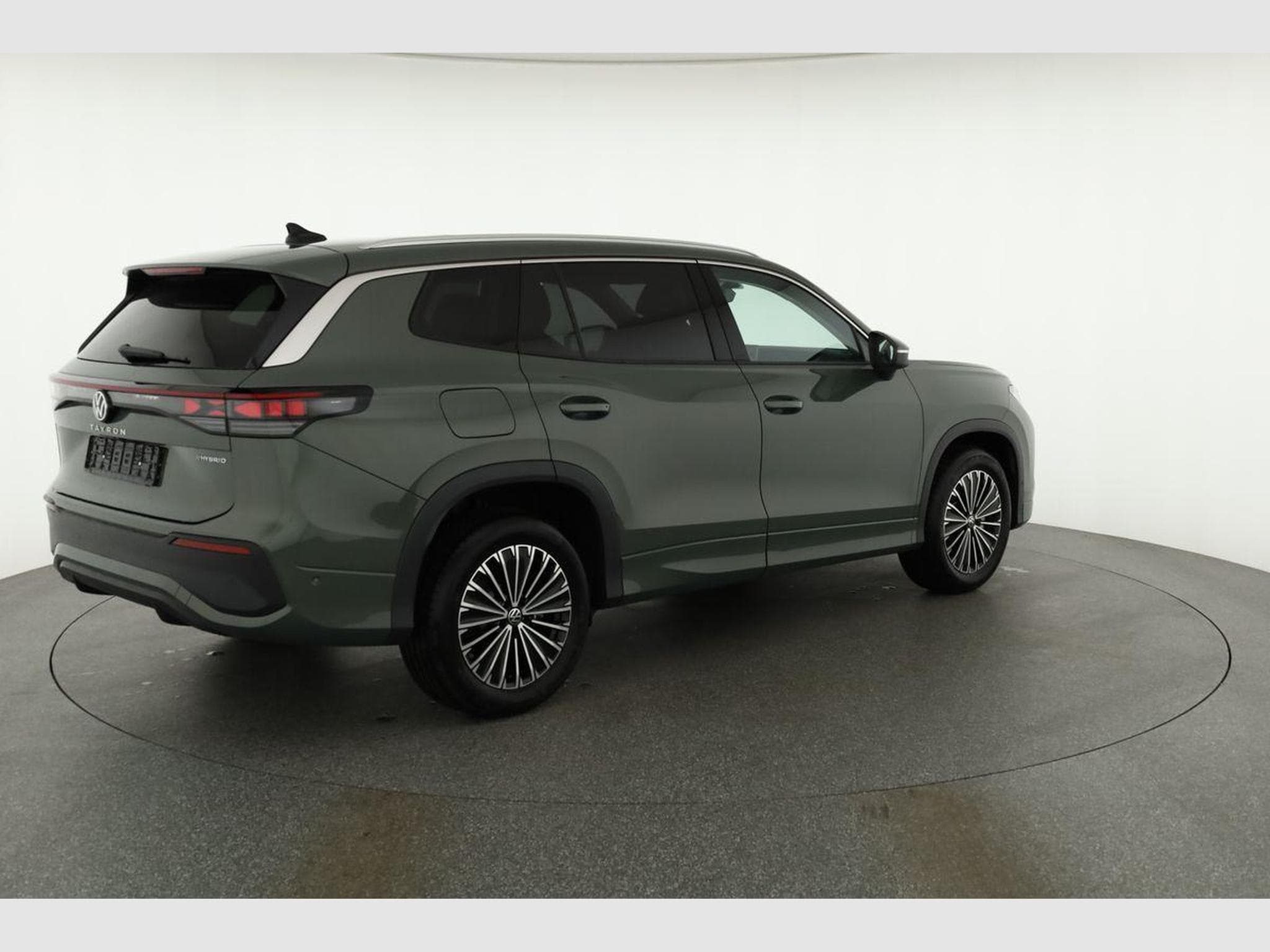 VW Tayron 1.5 TSI eHybrid 150 kW Life (2025) - Photo 20