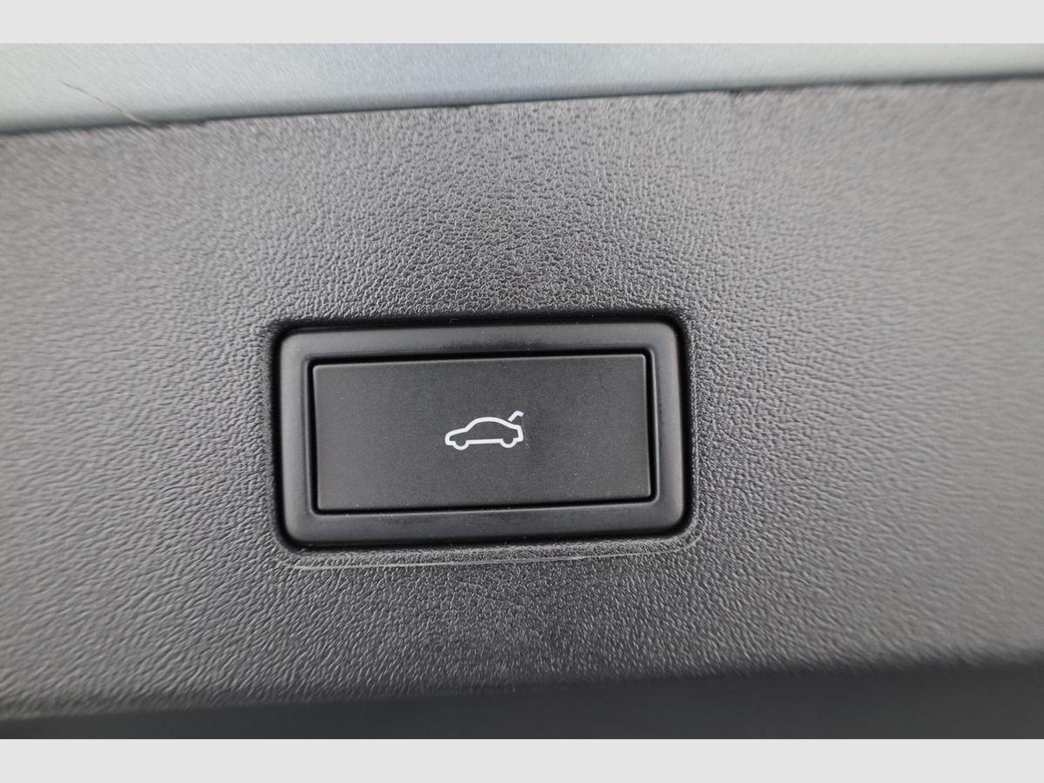 VW Tayron 2.0 TDI 142 kW 4Motion R-Line (2025) - Foto 14