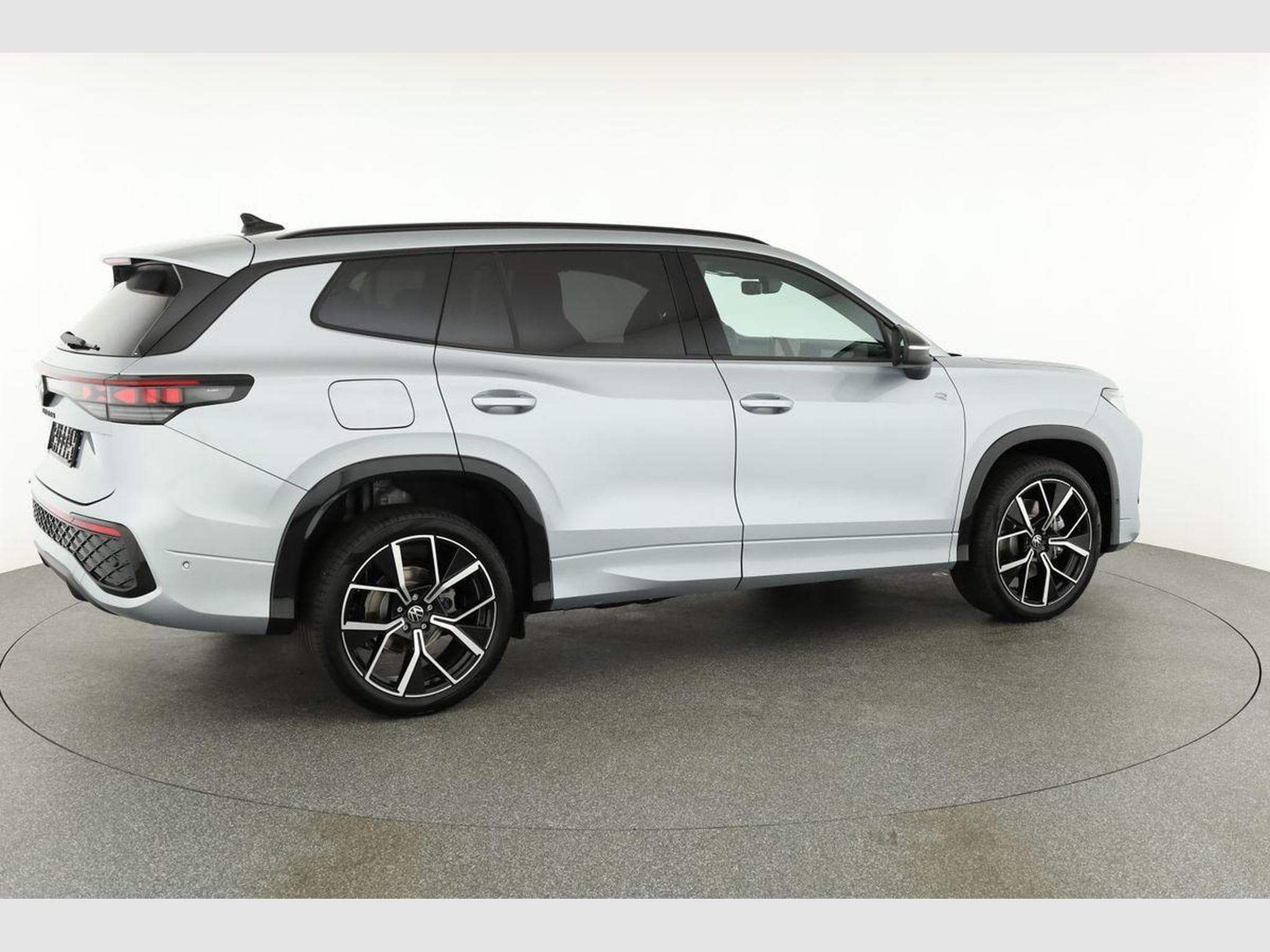 VW Tayron 2.0 TDI 142 kW 4Motion R-Line (2025) - Foto 19