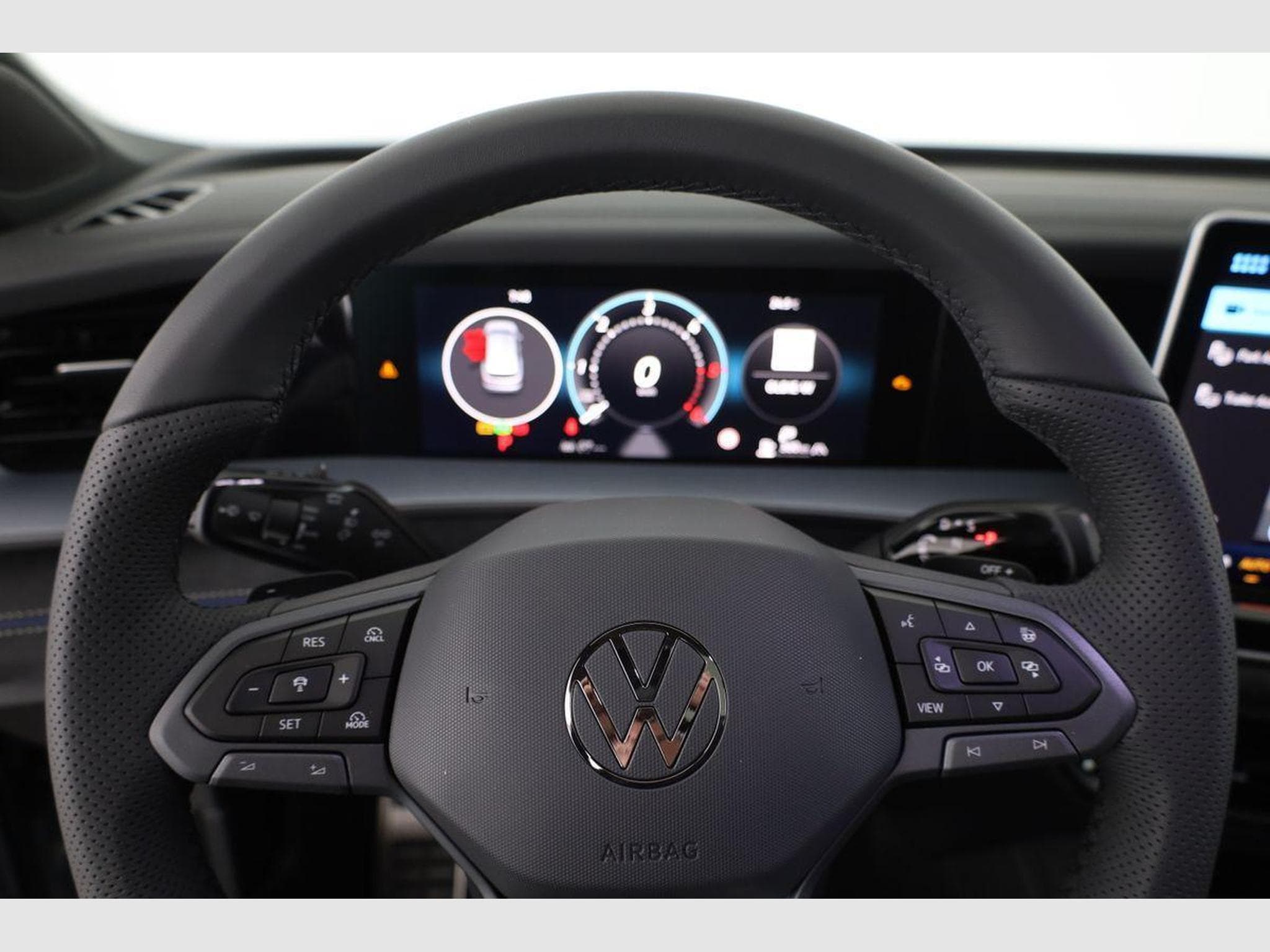 VW Tayron 2.0 TDI 142 kW 4Motion R-Line (2025) - Foto 7