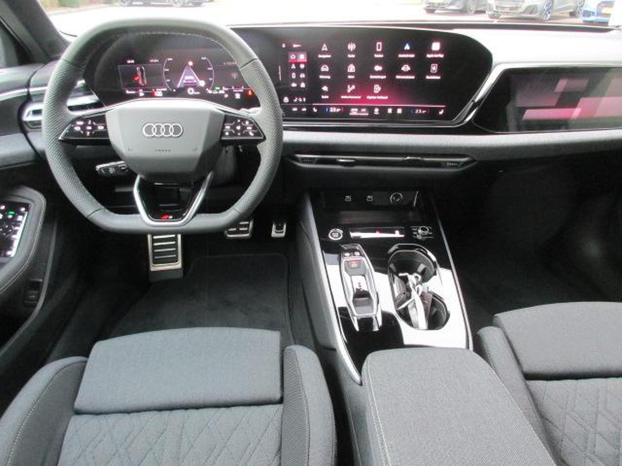 Audi A5 Avant 40 TDI (2025) - Photo 11