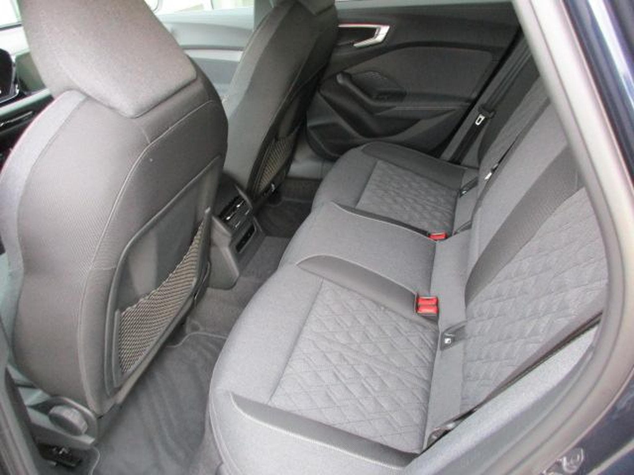 Audi A5 Avant 40 TDI (2025) - Photo 12