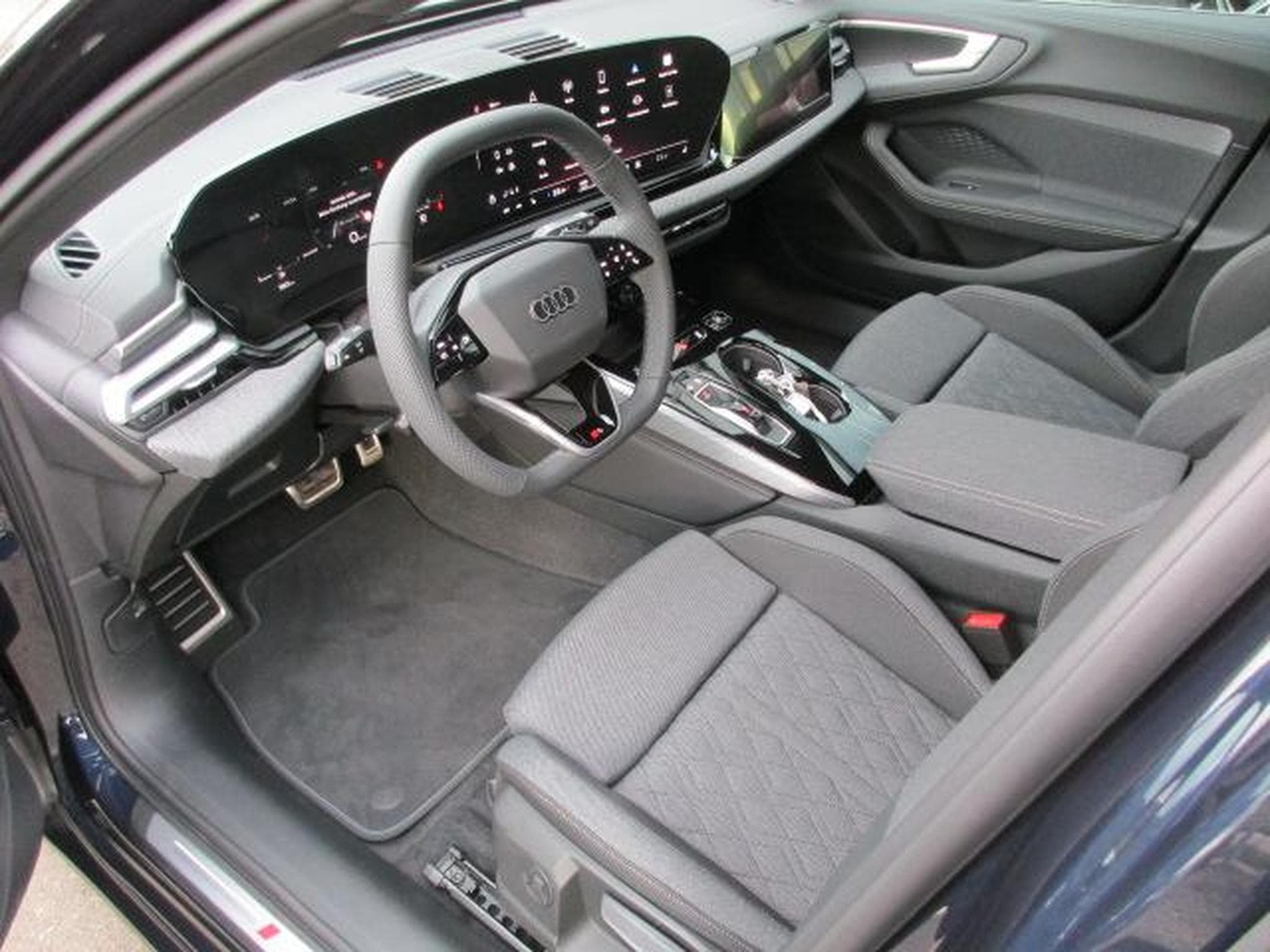 Audi A5 Avant 40 TDI (2025) - Photo 13