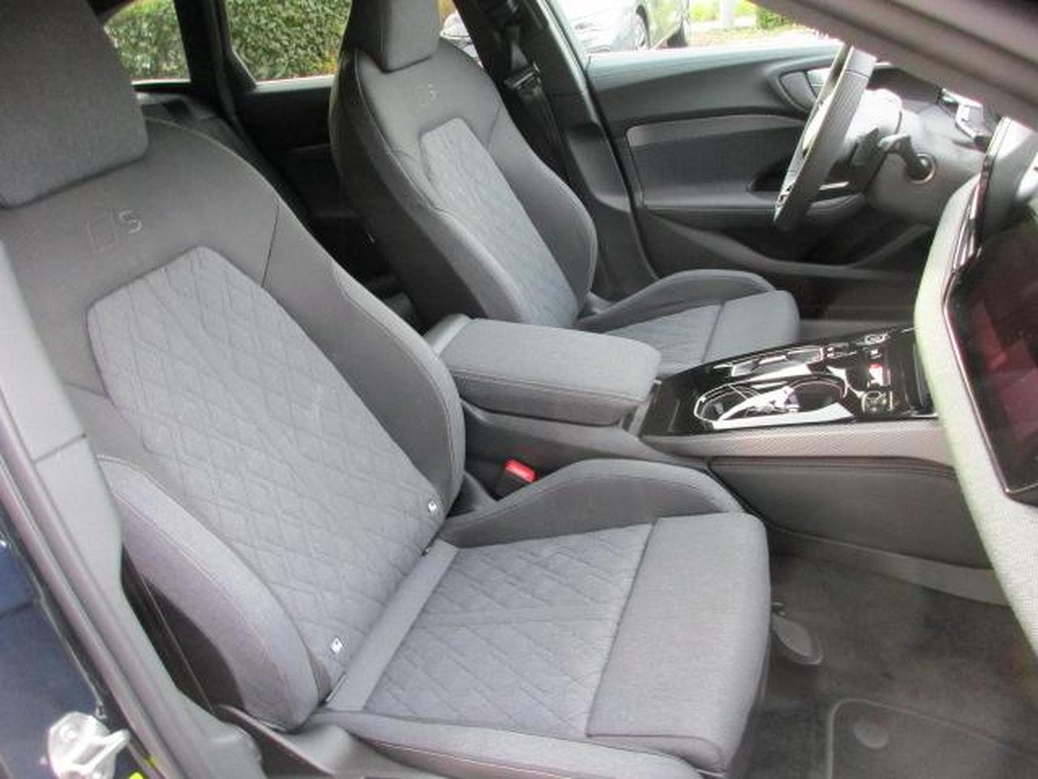 Audi A5 Avant 40 TDI (2025) - Photo 6