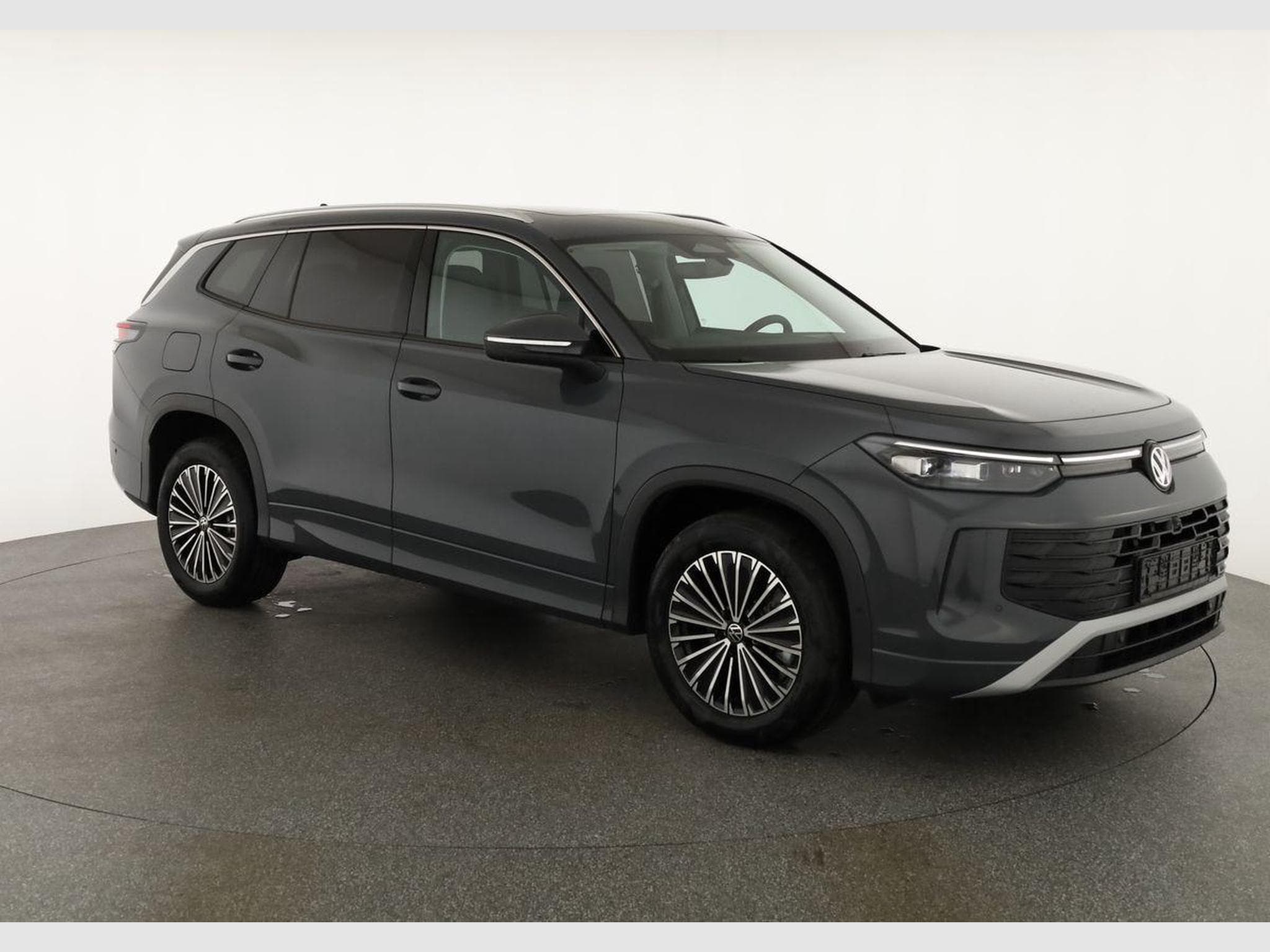 VW Tayron 1.5 TSI eHybrid 150 kW Life (2025) - Photo 1