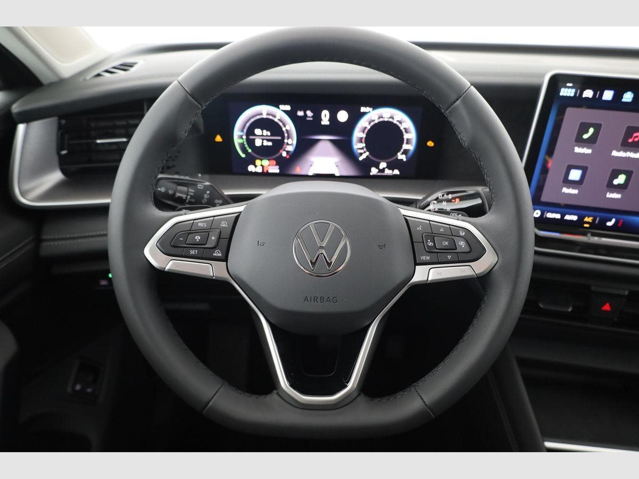 VW Tayron 1.5 TSI eHybrid 150 kW Life (2025) - Photo 5