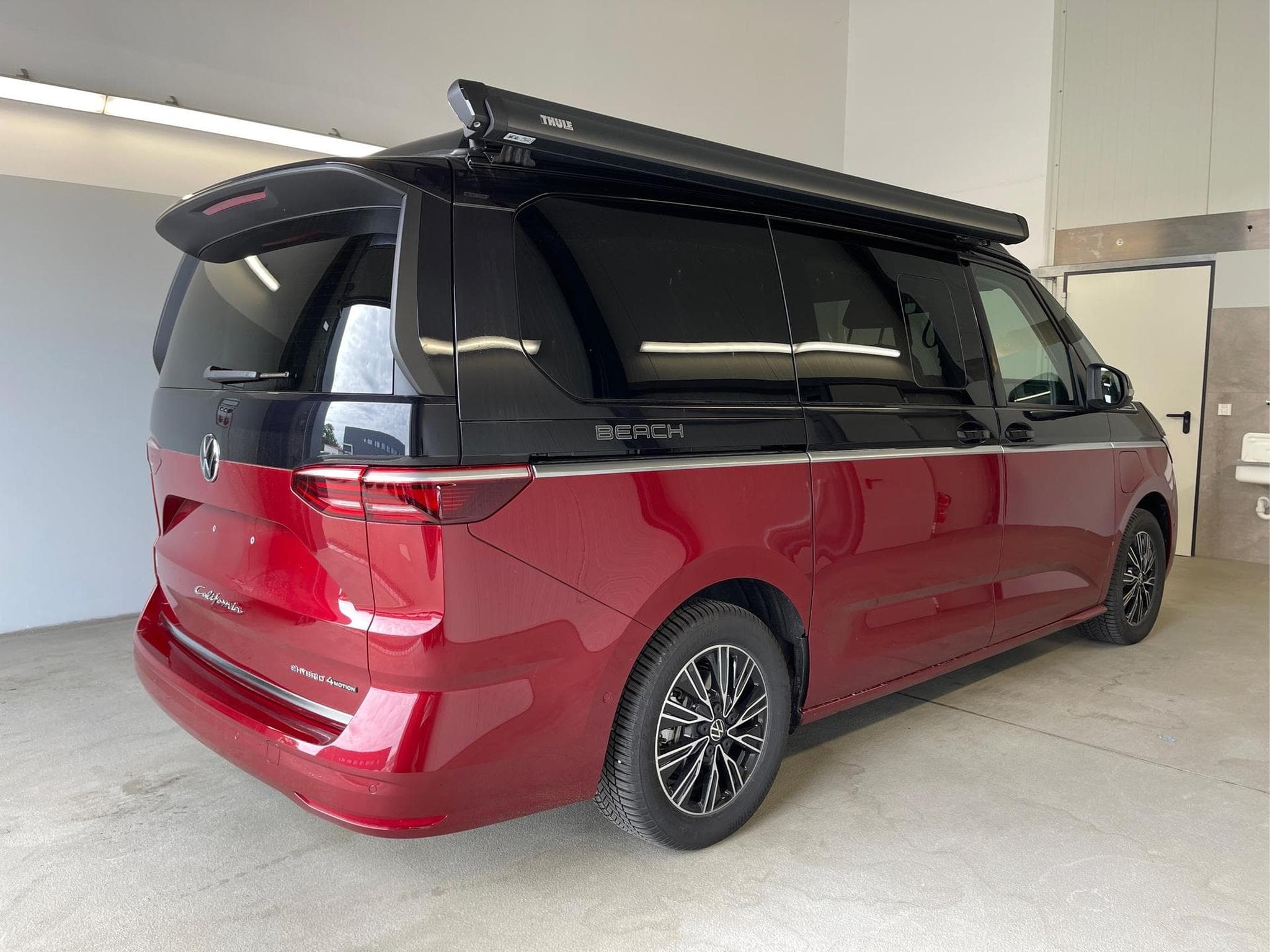VW California Beach Camper (2025) - Photo 4