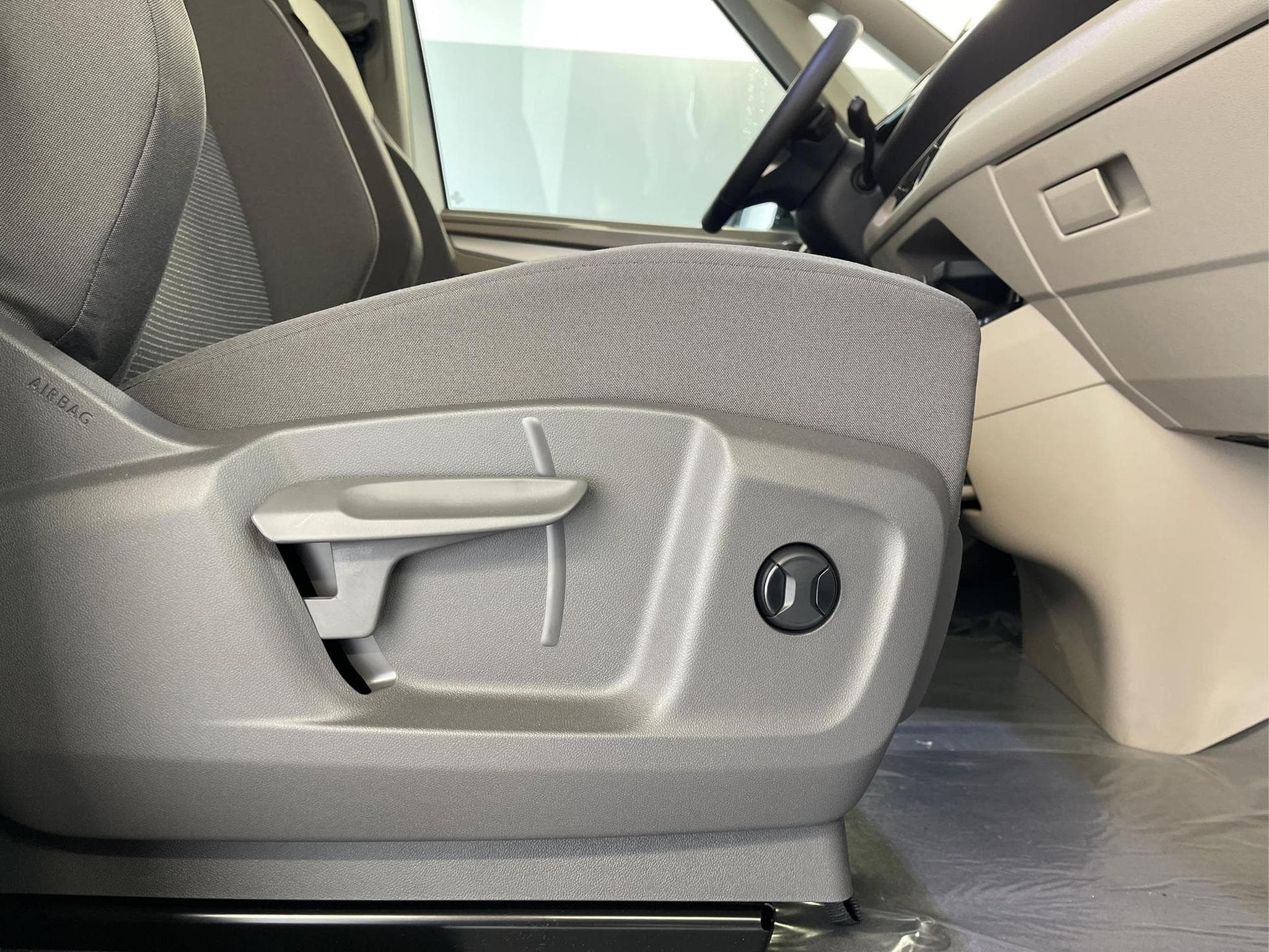 VW California Beach Camper (2025) - Photo 15