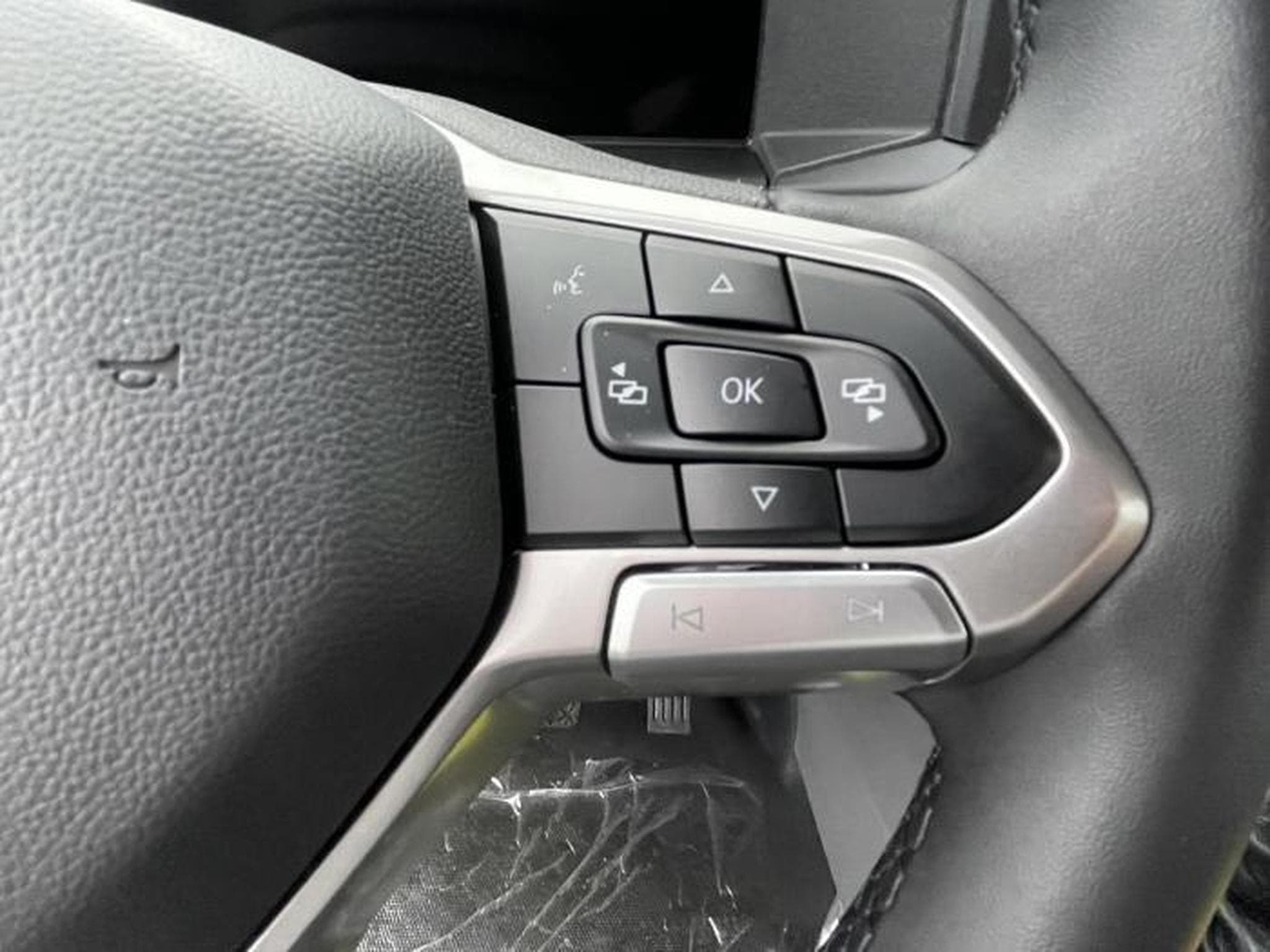 VW Transporter Kasten kurzer Radstand (2025) - Foto 11