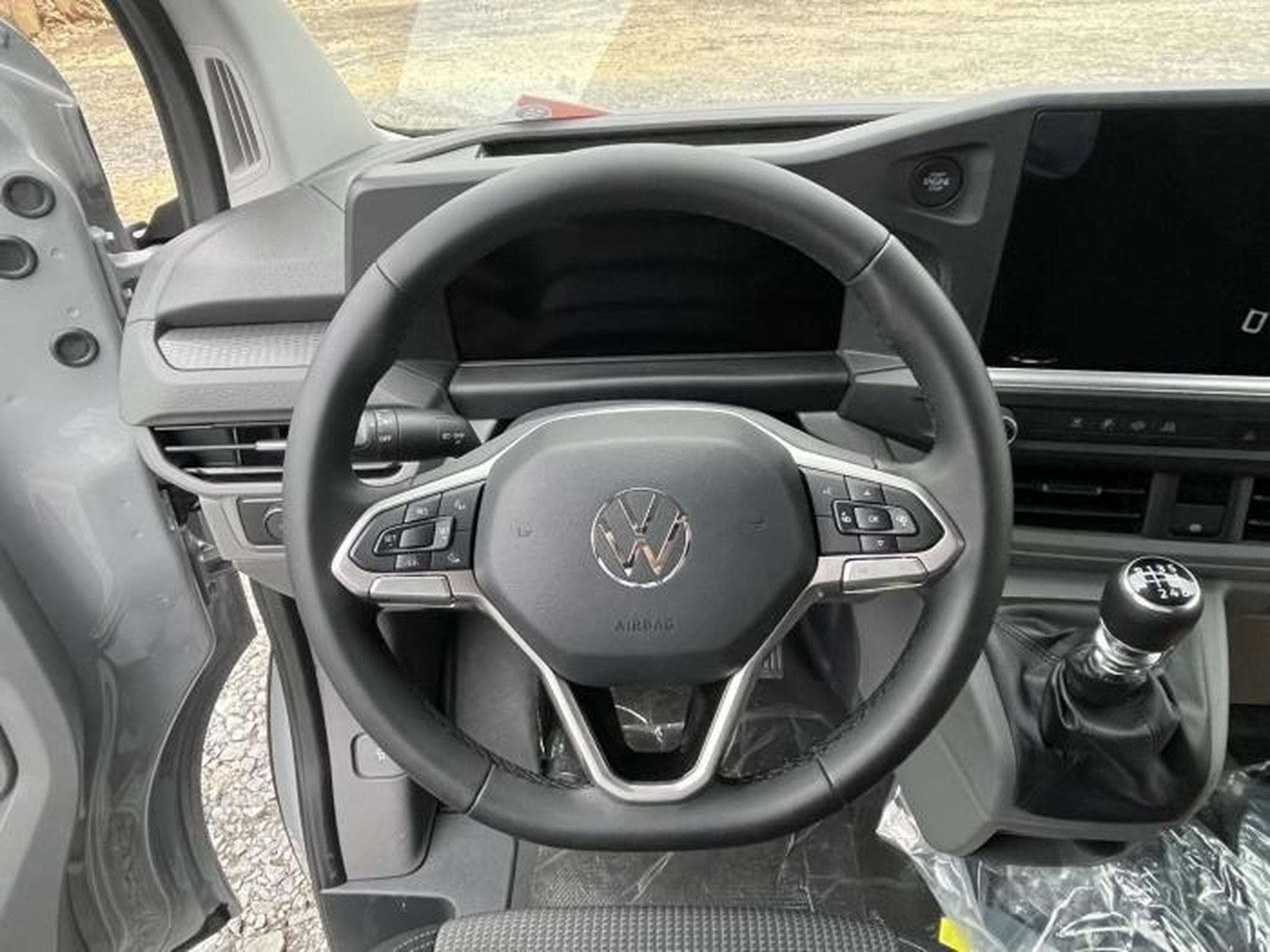 VW Transporter Kasten kurzer Radstand (2025) - Foto 10