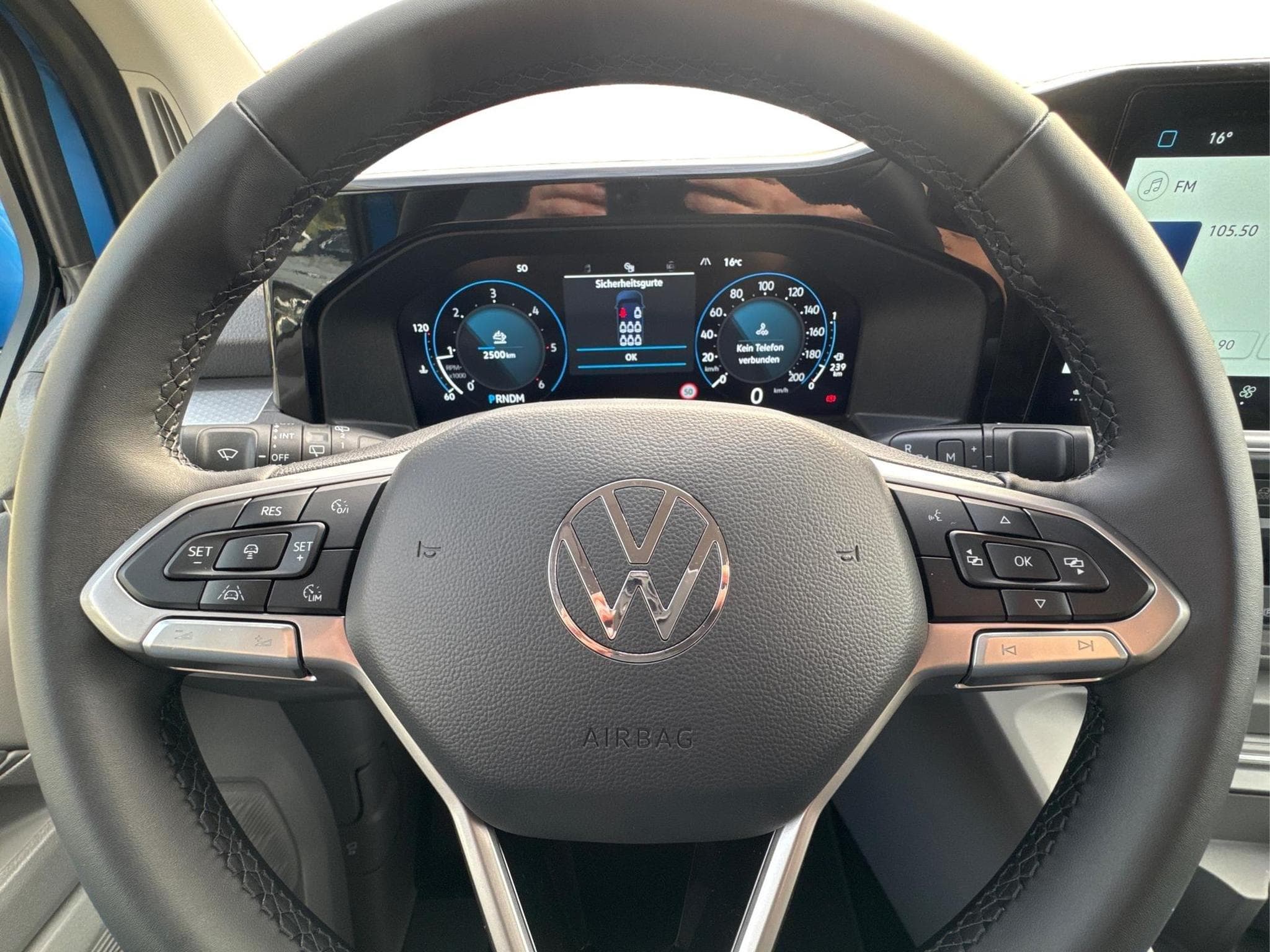 VW T7 Style (2025) - Photo 13