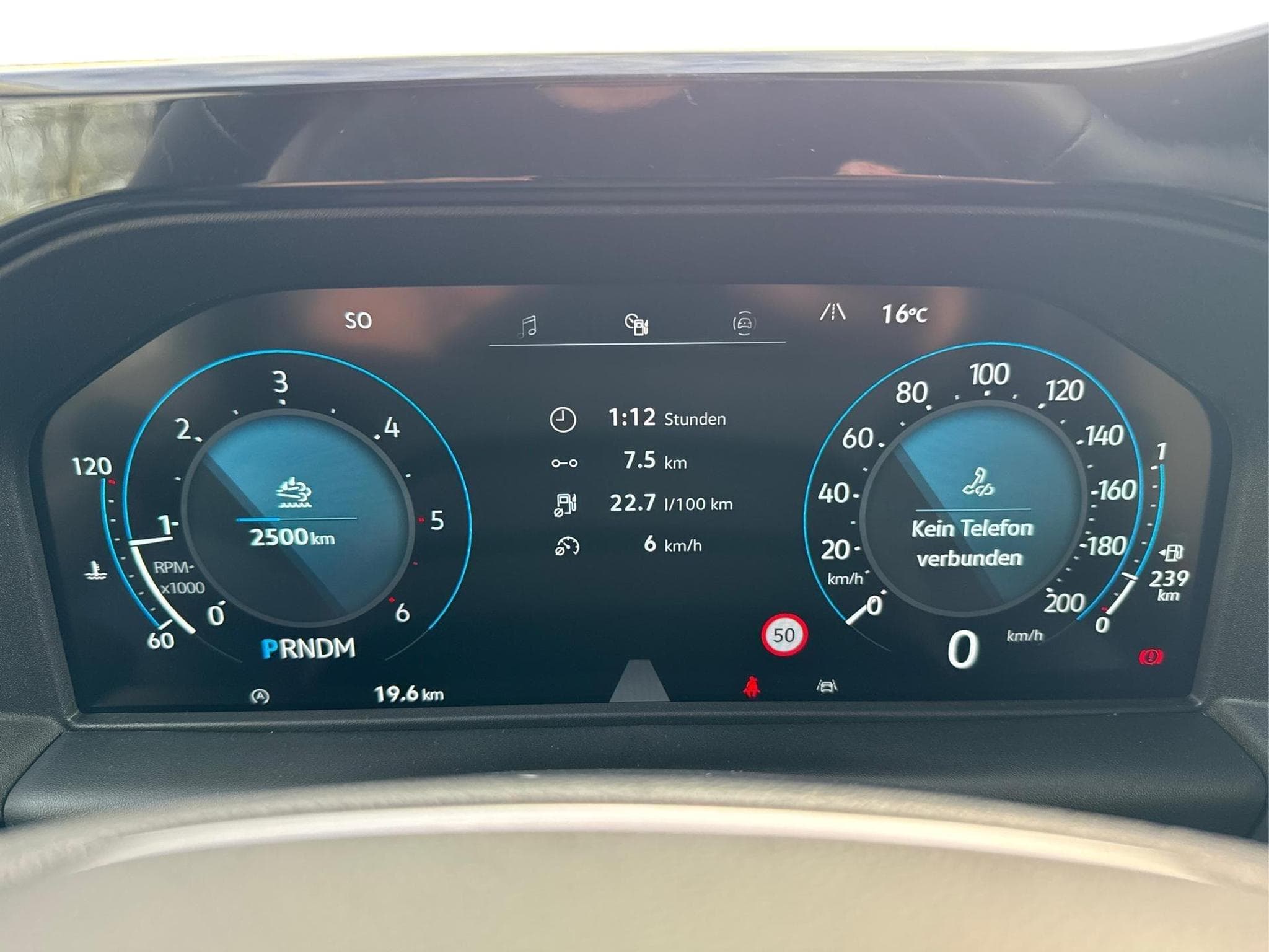 VW T7 Style (2025) - Photo 16