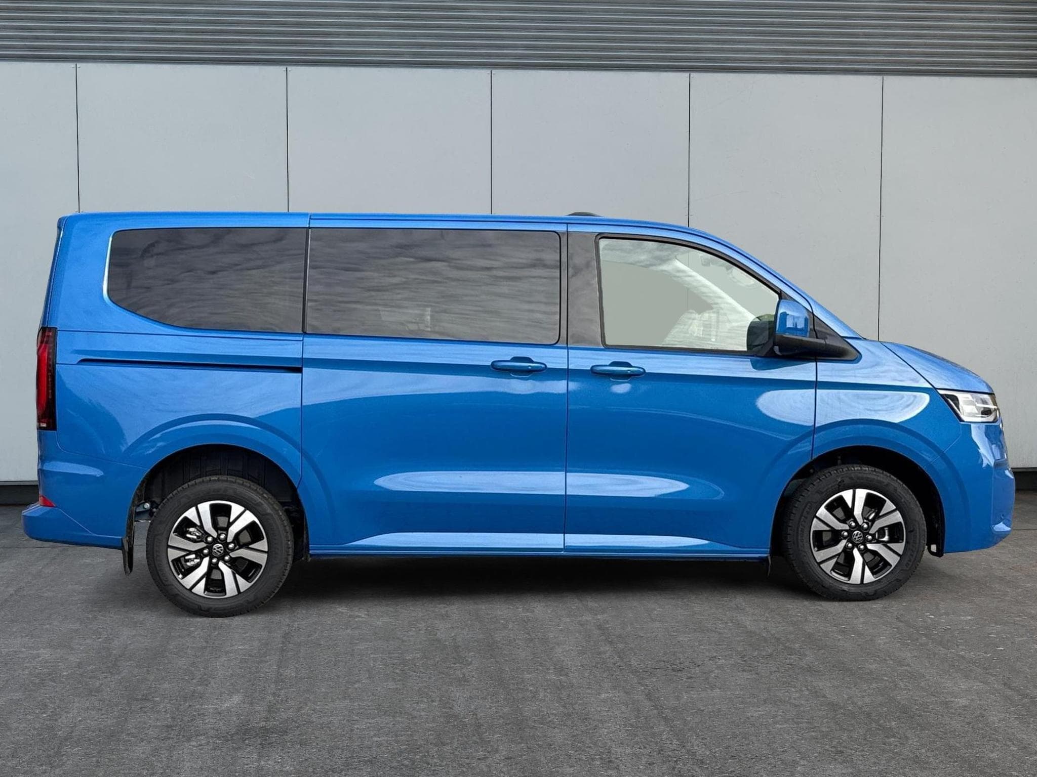 VW T7 Style (2025) - Photo 6