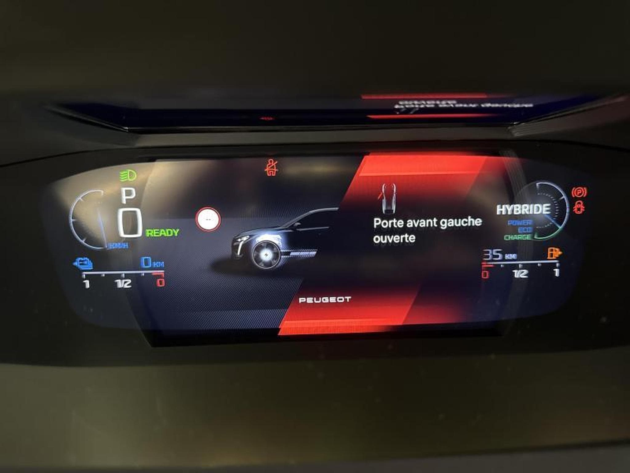 Peugeot 408 GT Plug-In Hybrid 225 EAT8 (2025) - Photo 15