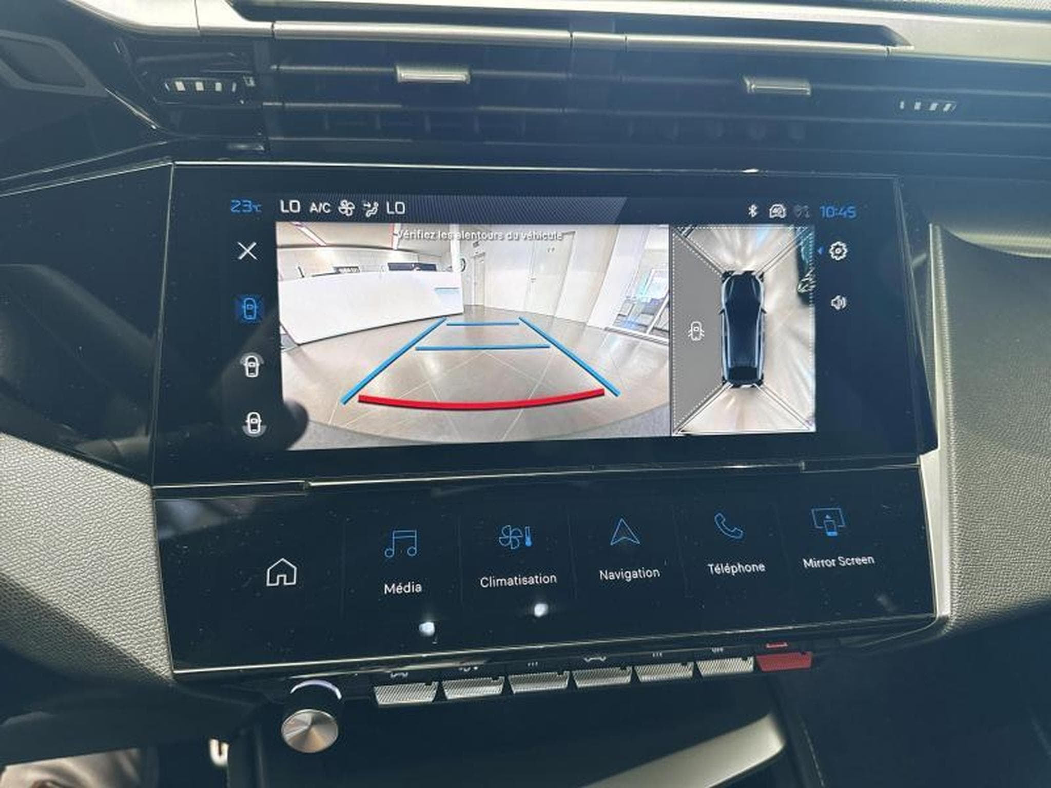 Peugeot 408 GT Plug-In Hybrid 225 EAT8 (2025) - Photo 18