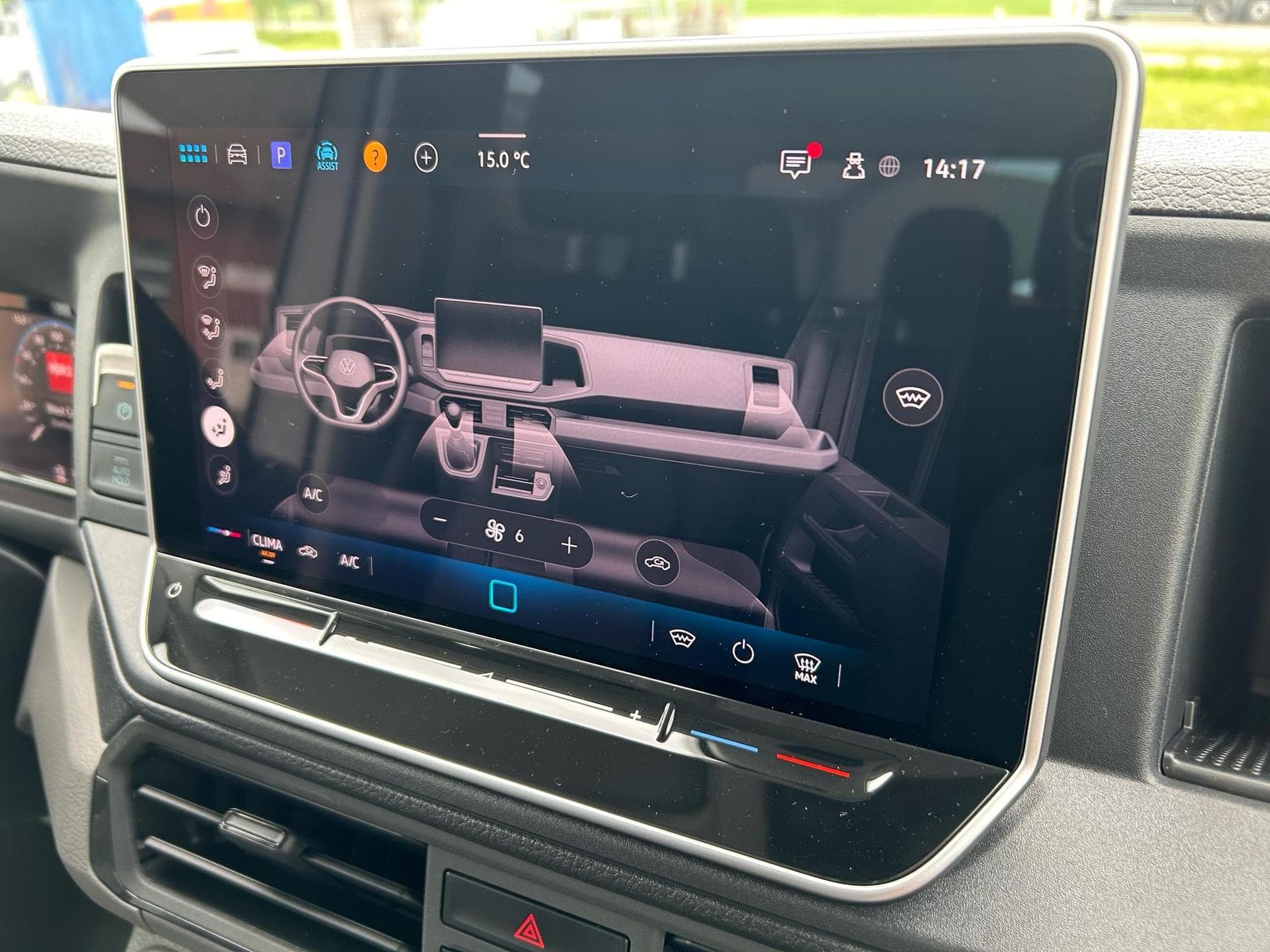 VW Crafter 35 2.0 TDI (2025) - Foto 11