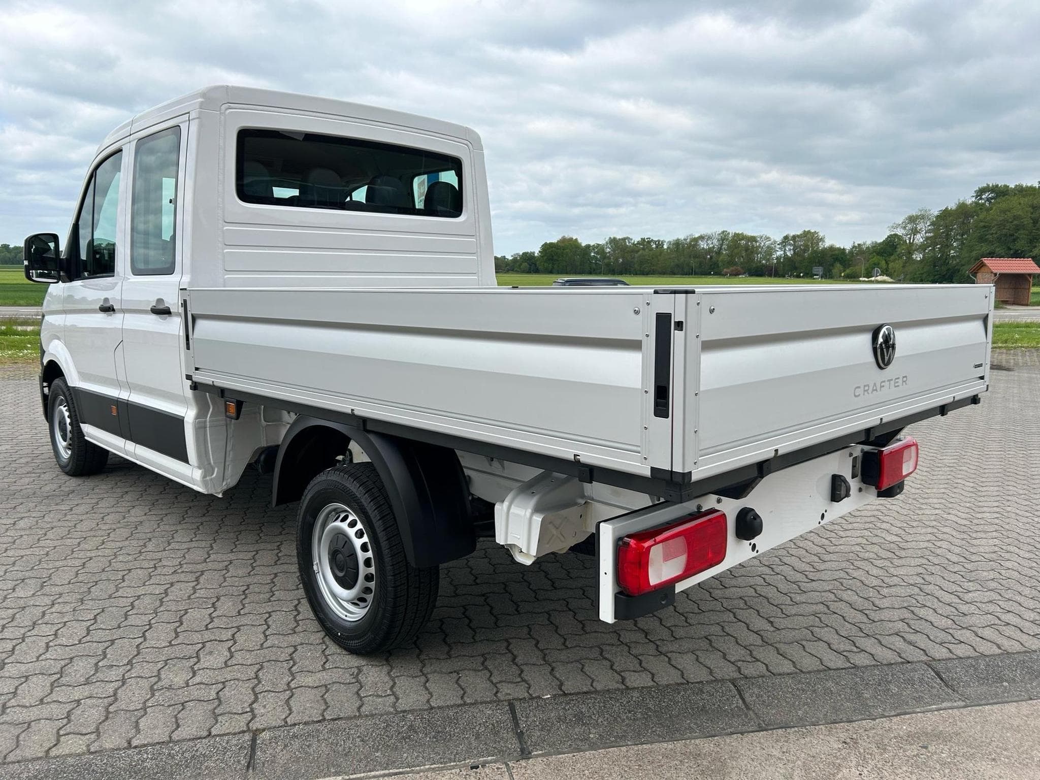 VW Crafter 35 2.0 TDI (2025) - Foto 16