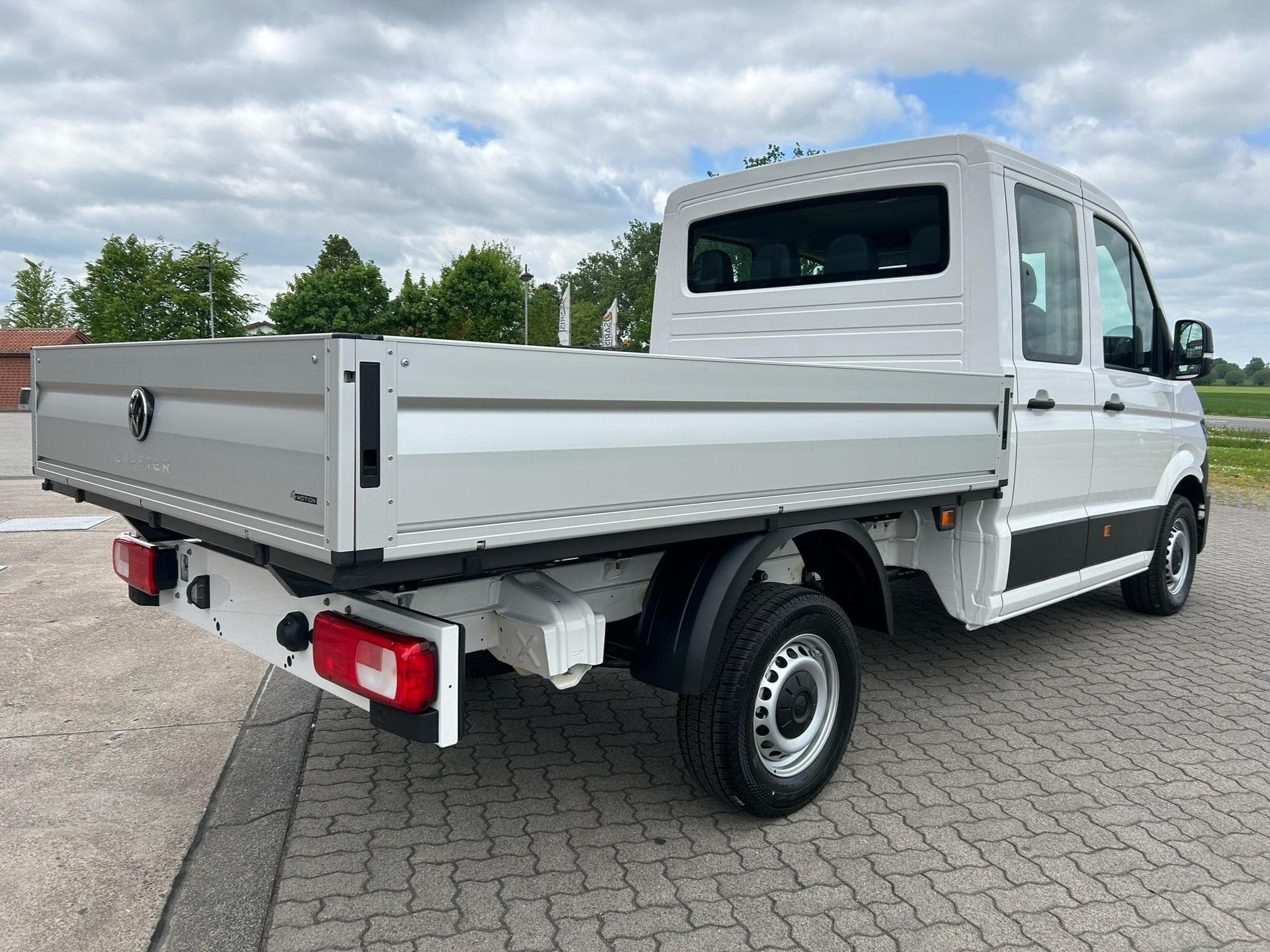 VW Crafter 35 2.0 TDI (2025) - Foto 19