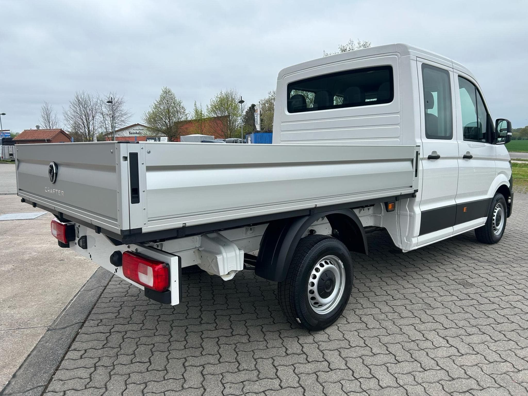 VW Crafter 35 2.0 TDI (2025) - Foto 19