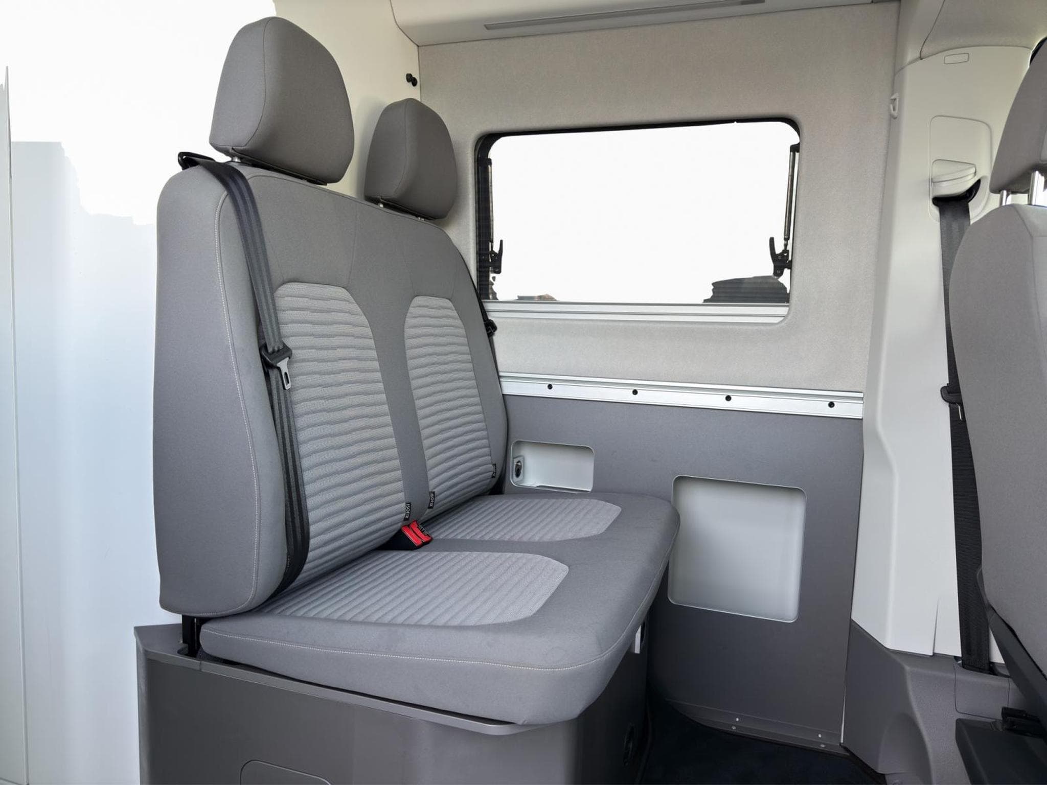 VW Crafter Grand California 600 (2024) - Foto 13