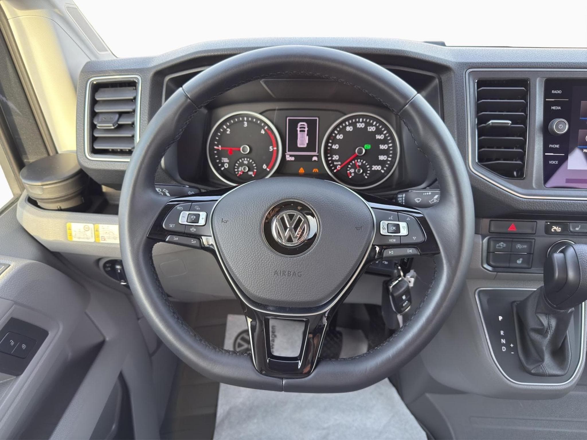 VW Crafter Grand California 600 (2024) - Foto 9