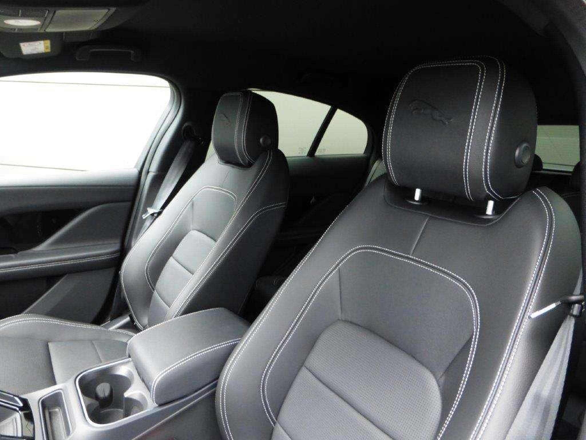 Jaguar I-Pace R-Dynamic SE AWD (2023) - Photo 13