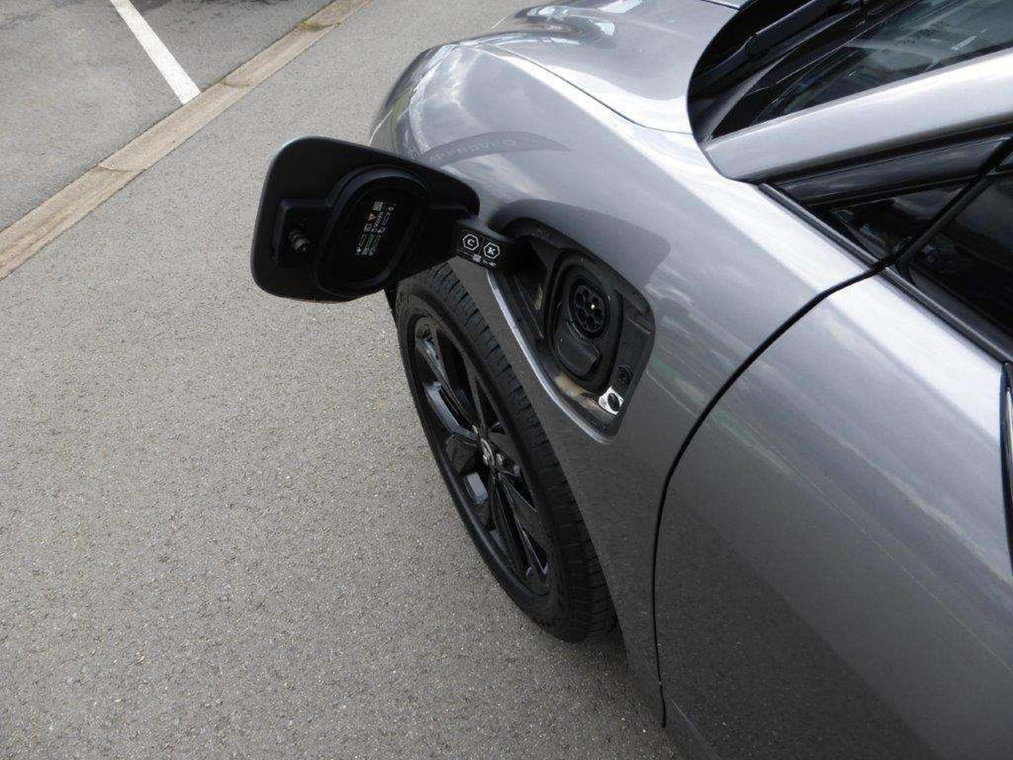 Jaguar I-Pace R-Dynamic SE AWD (2023) - Photo 19