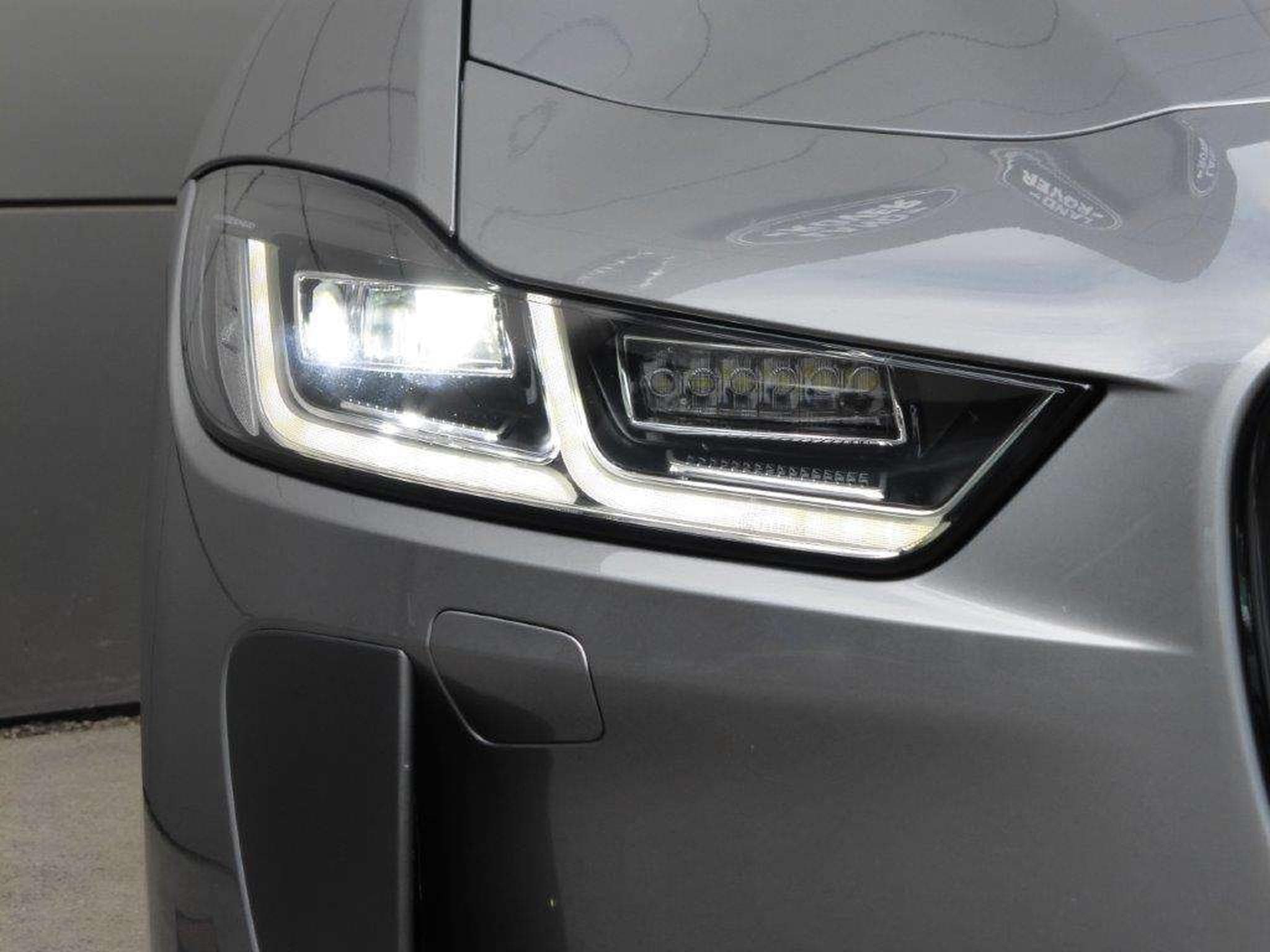 Jaguar I-Pace R-Dynamic SE AWD (2023) - Photo 20