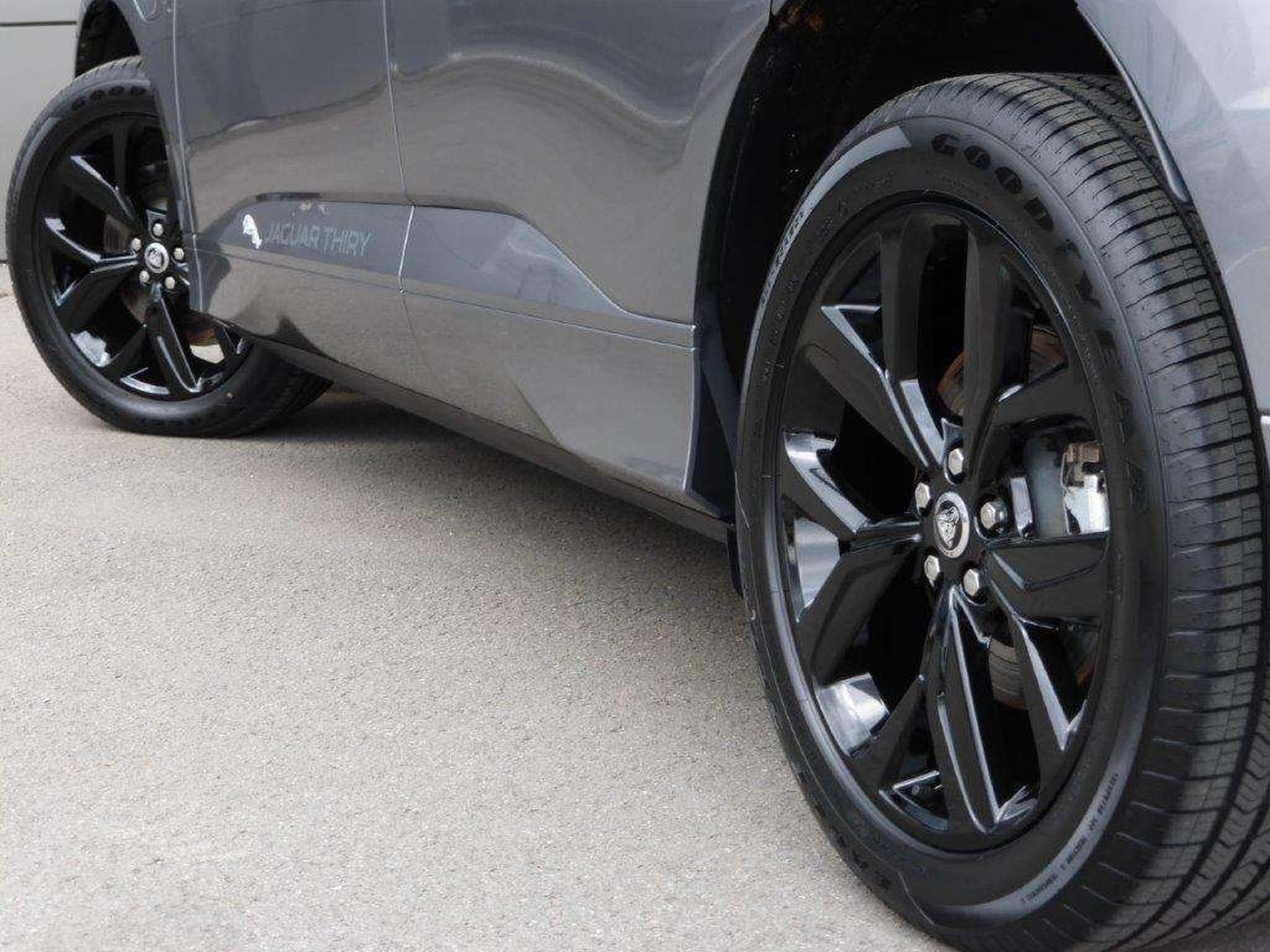 Jaguar I-Pace R-Dynamic SE AWD (2023) - Photo 41