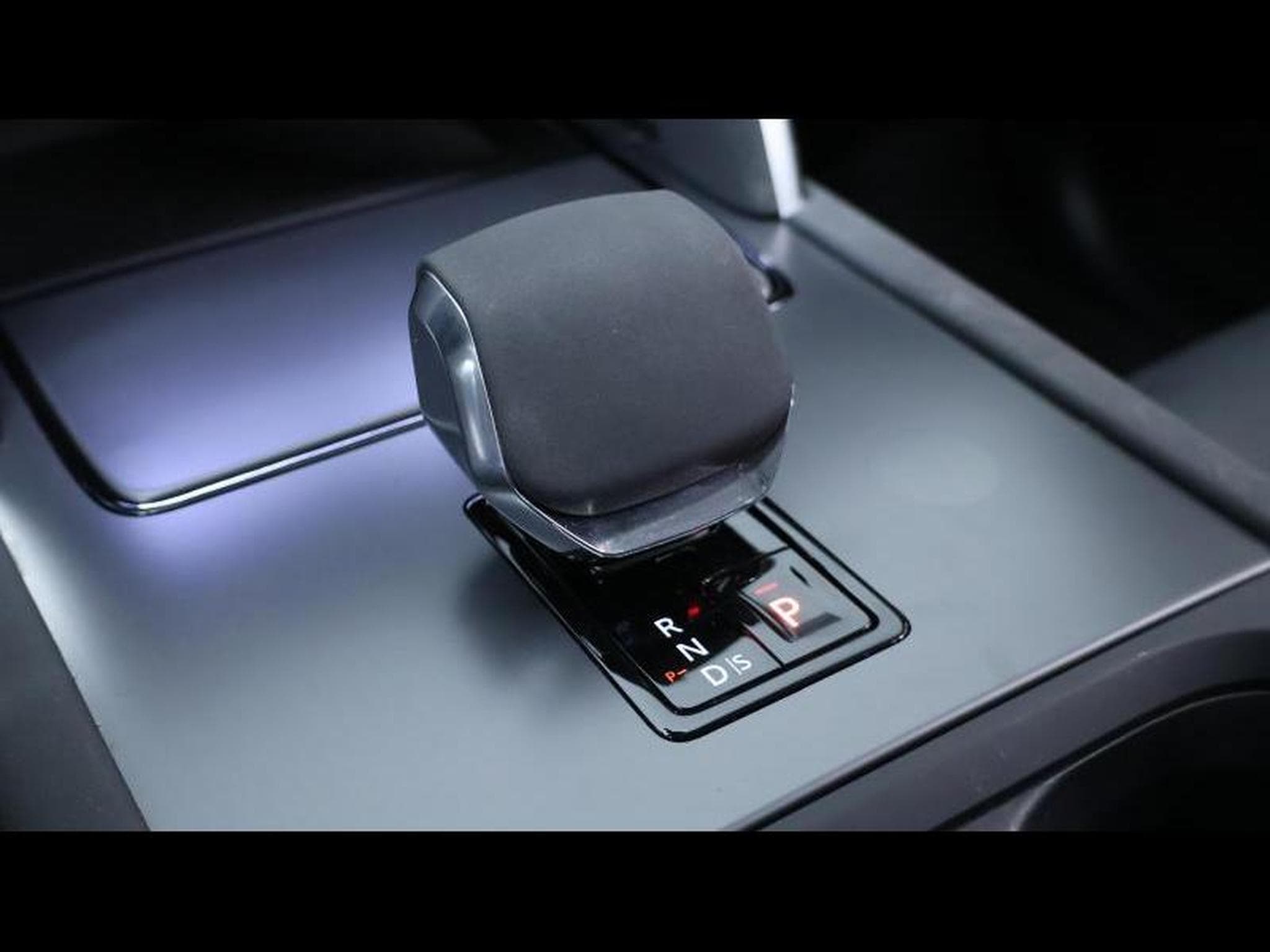 Land-Rover Discovery Sport D165 S R-Dynamic S Auto AWD (2024) - Foto 19