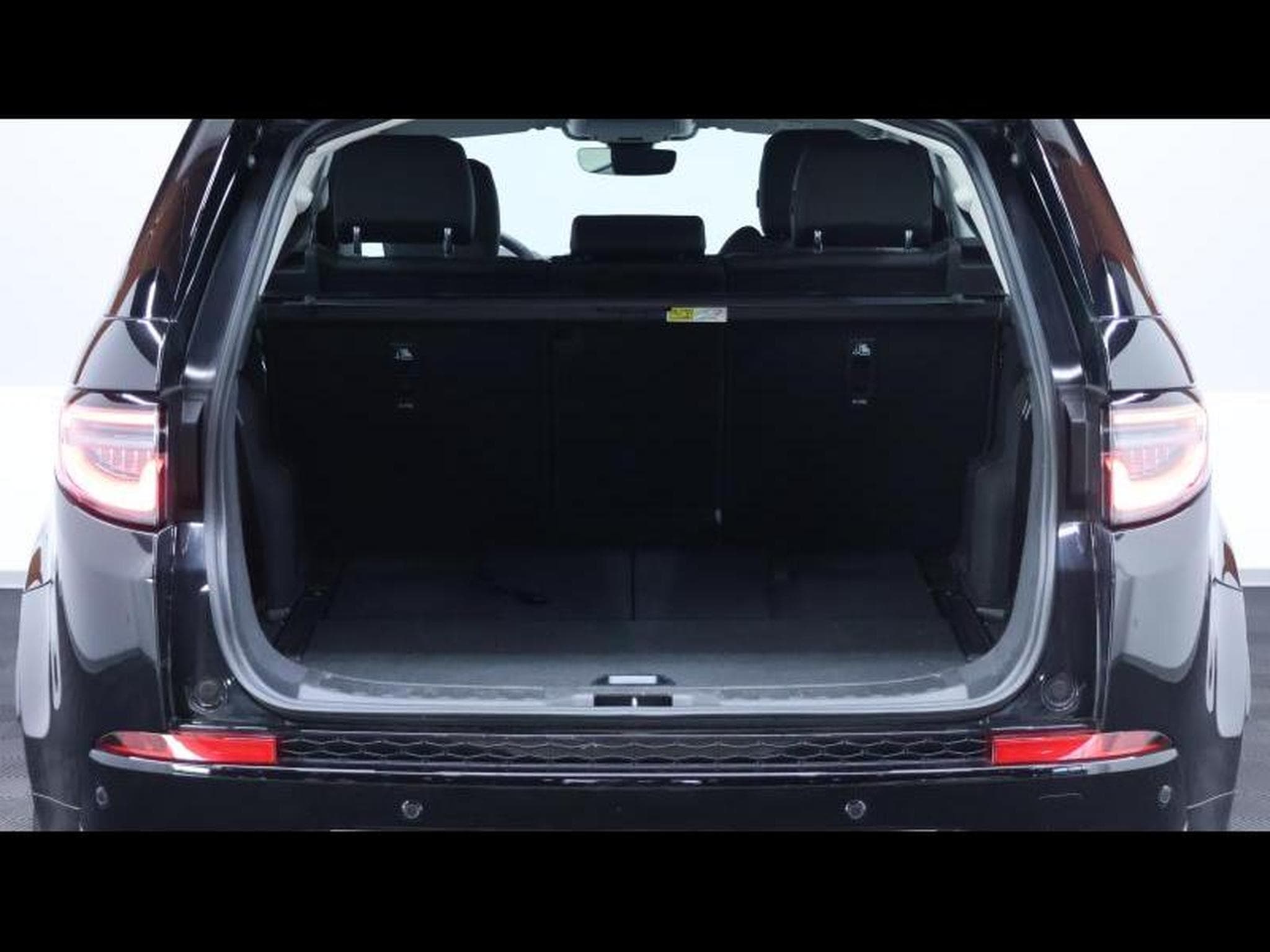 Land-Rover Discovery Sport D165 S R-Dynamic S Auto AWD (2024) - Foto 6