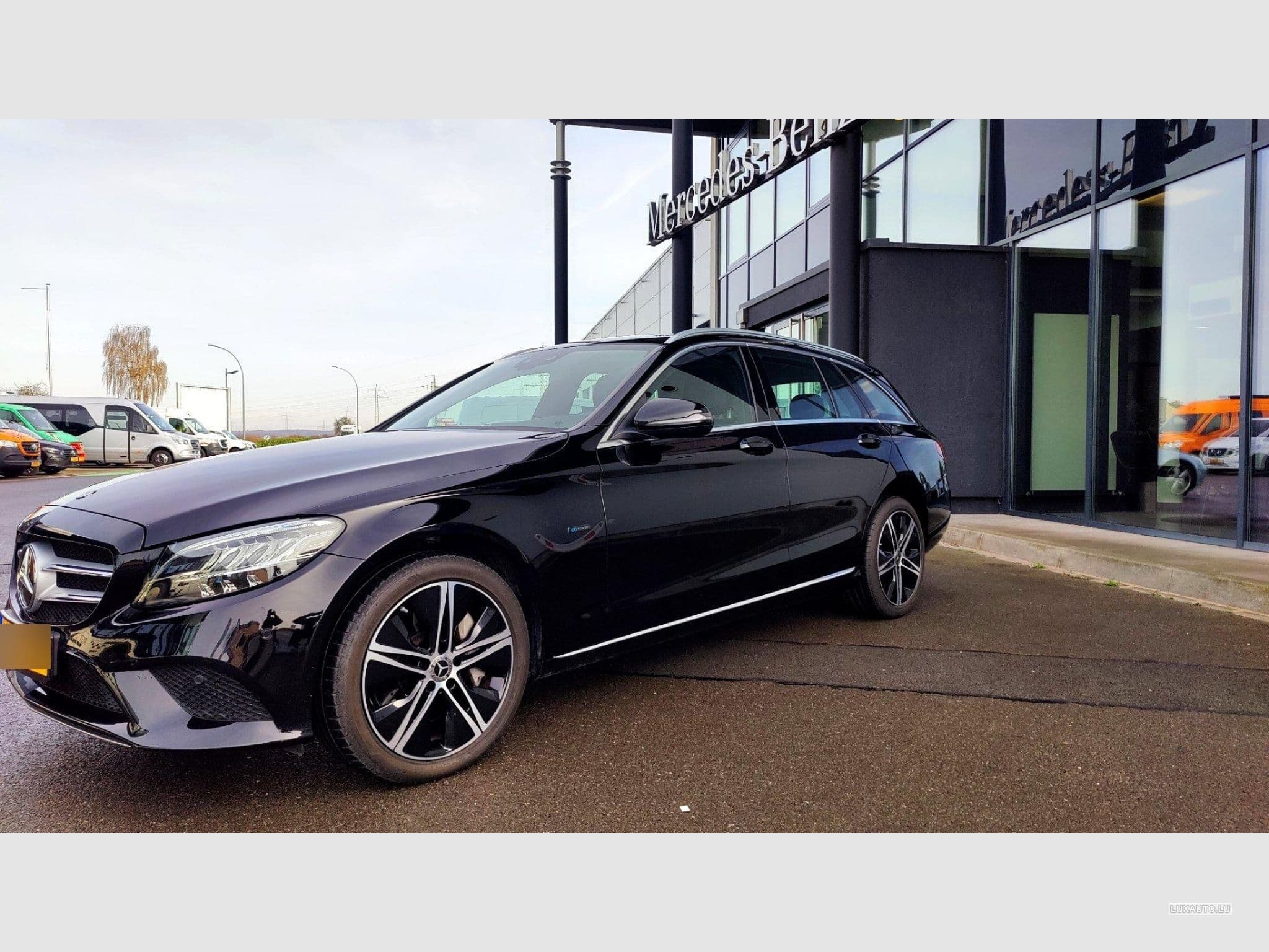 Mercedes C 300 e T (2021) - Foto 2