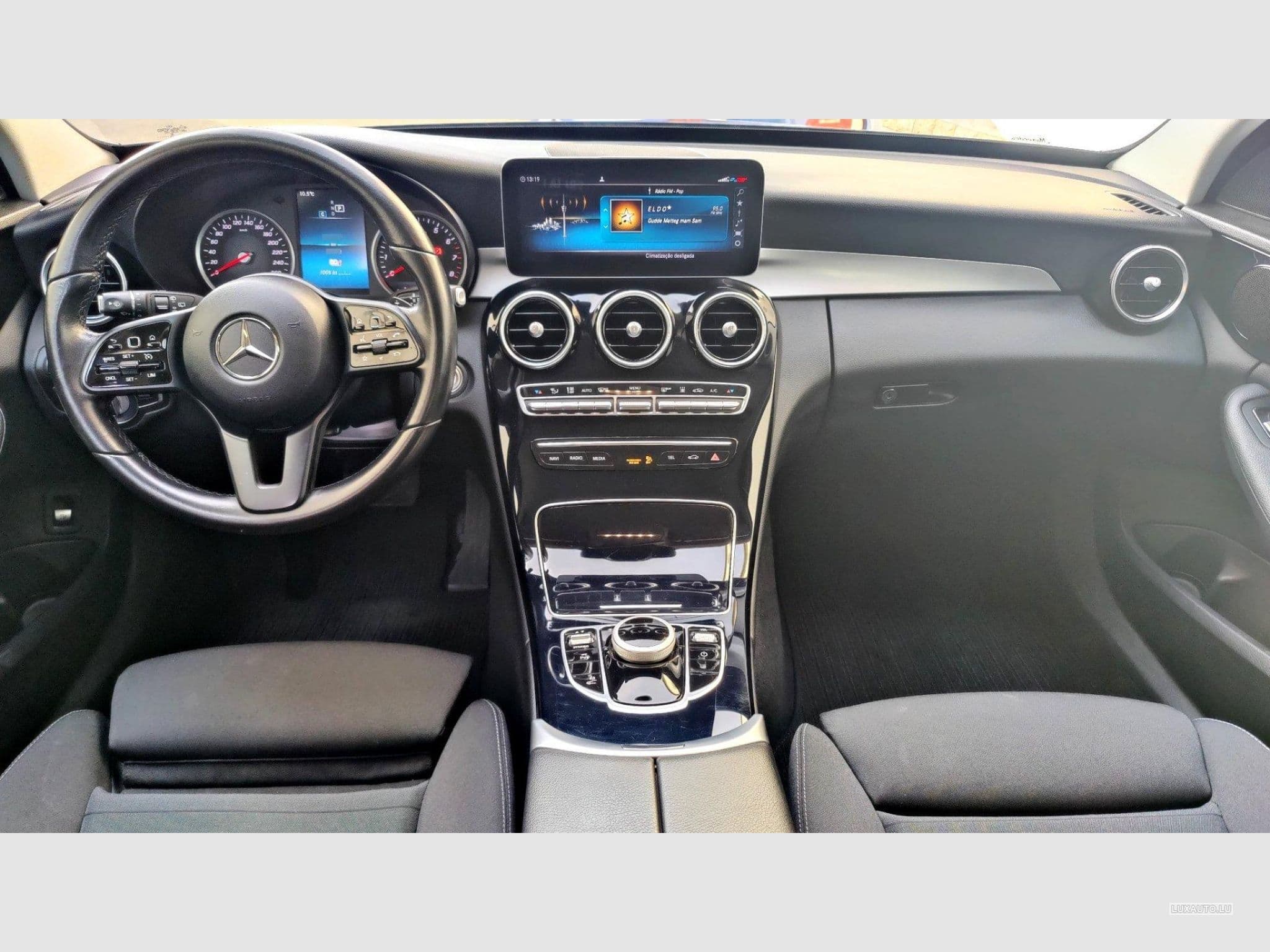 Mercedes C 300 e T (2021) - Foto 7