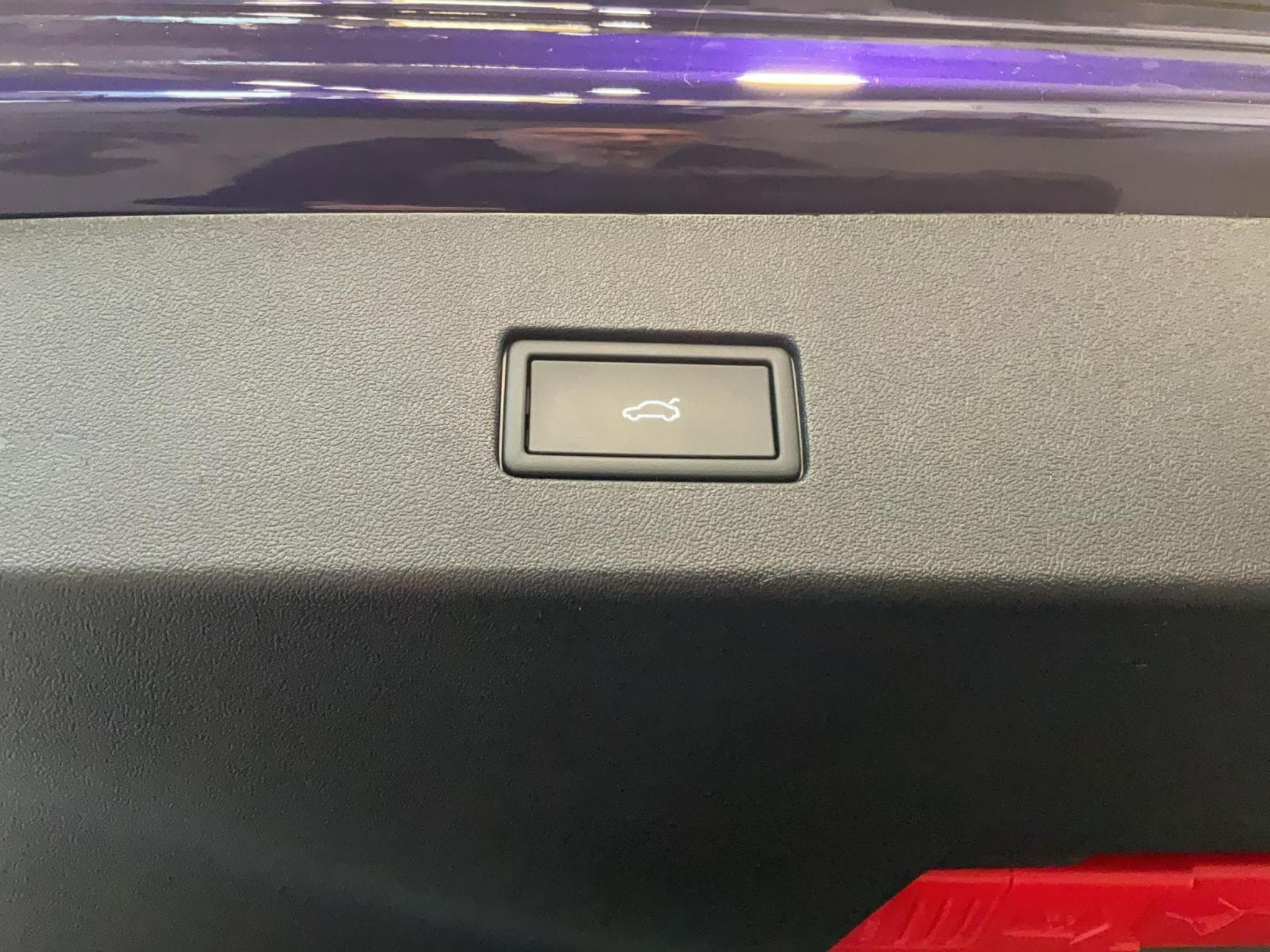 VW Tayron R-Line+PHEV+Black-Style+Pano+AHK (2025) - Photo 19