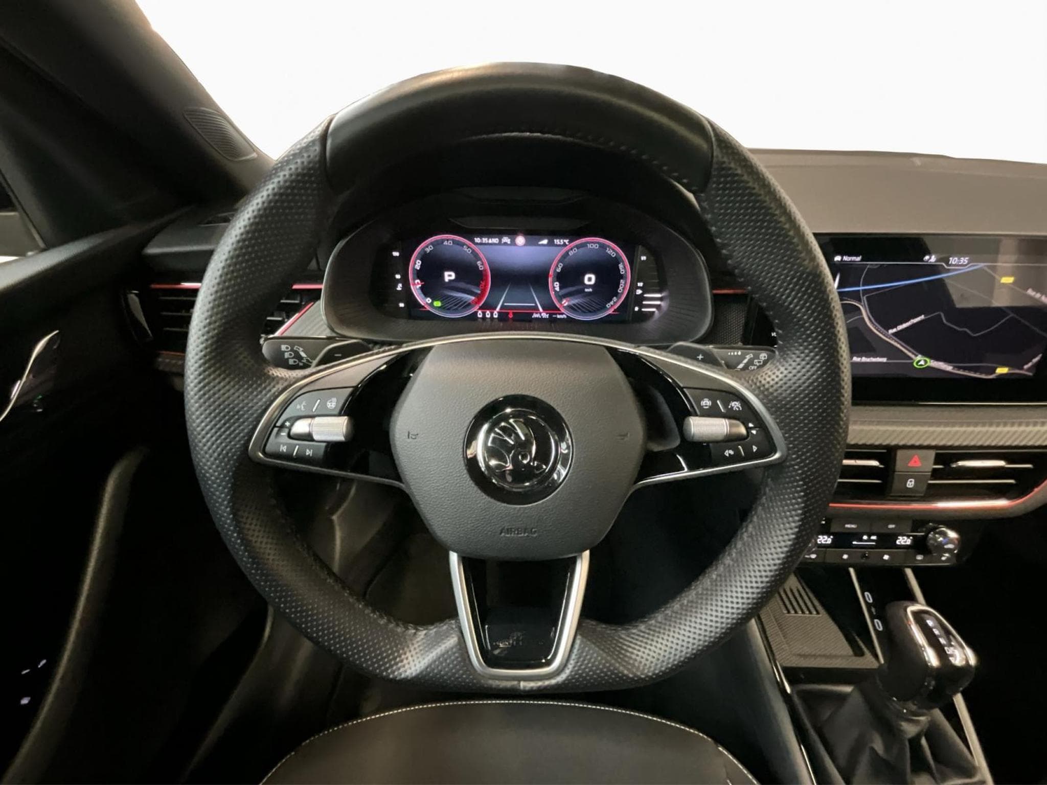 Skoda Kamiq Monte-Carlo+DSG+Pano+Navi+RearView (2024) - Foto 10