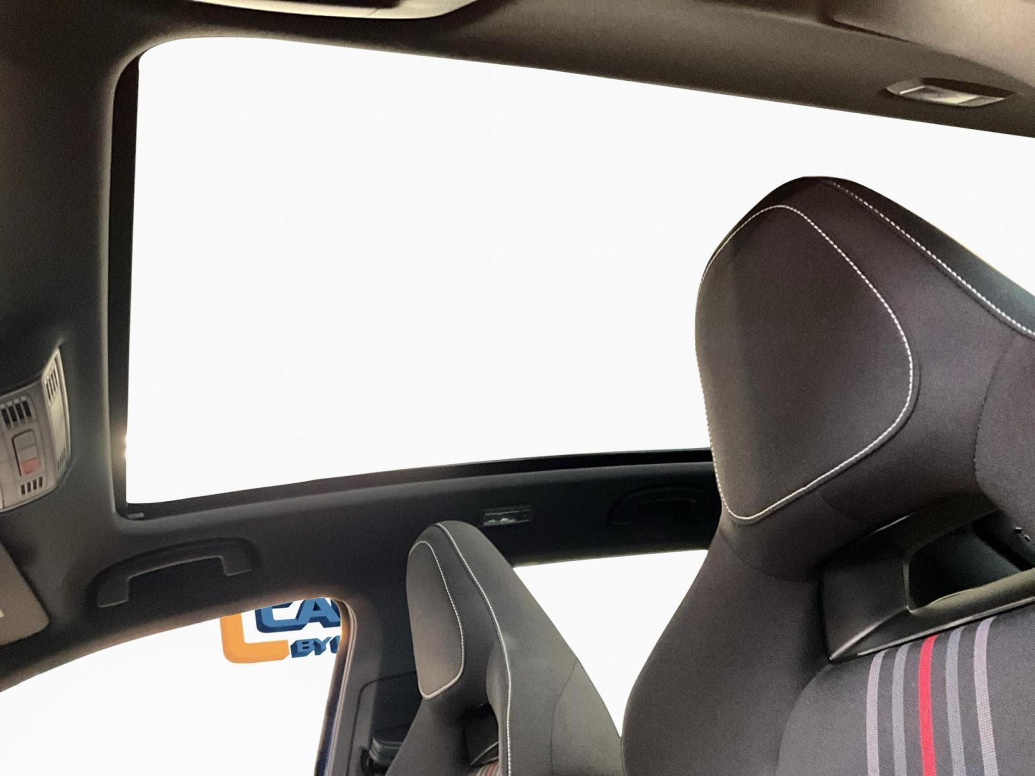 Skoda Kamiq Monte-Carlo+DSG+Pano+Navi+RearView (2024) - Foto 16