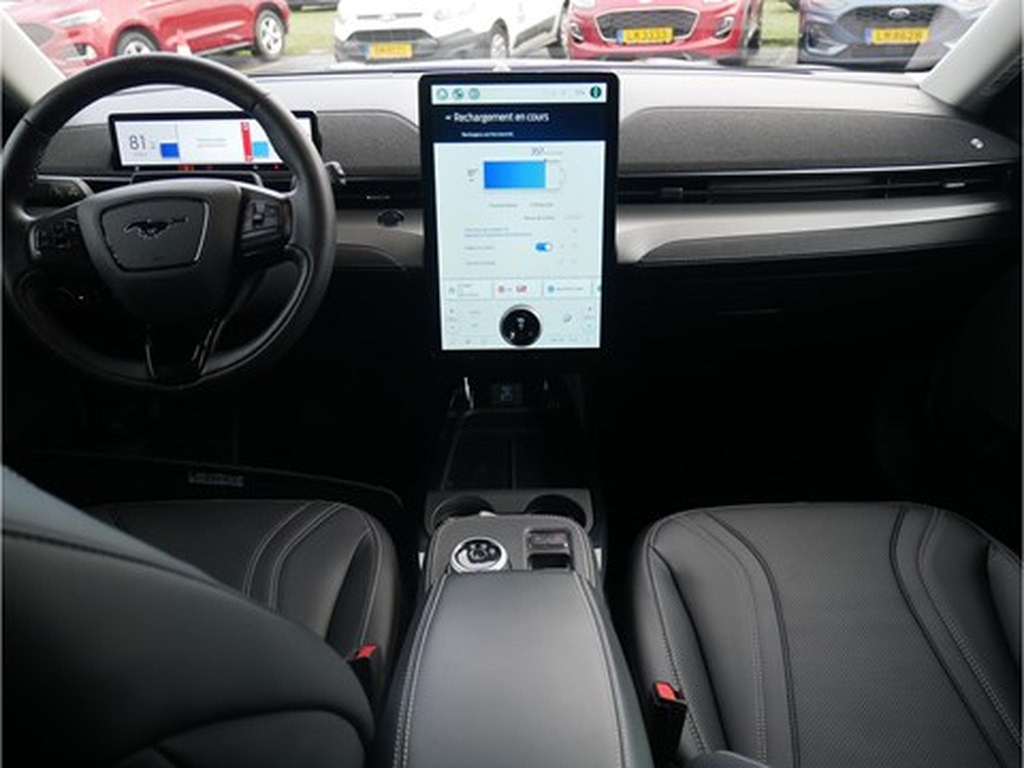 Ford Mustang Mach-E RWD 99kWh Extended Range 294ch/216kW - GAR 06/2030 (2022) - Foto 4