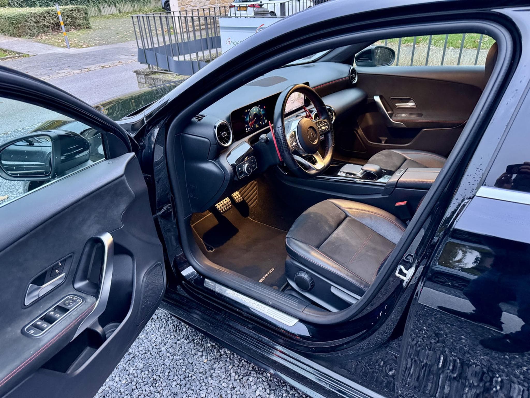 Mercedes A 200 AMG-Line 163 7G-tronic Sportabgas (2019) - Foto 5