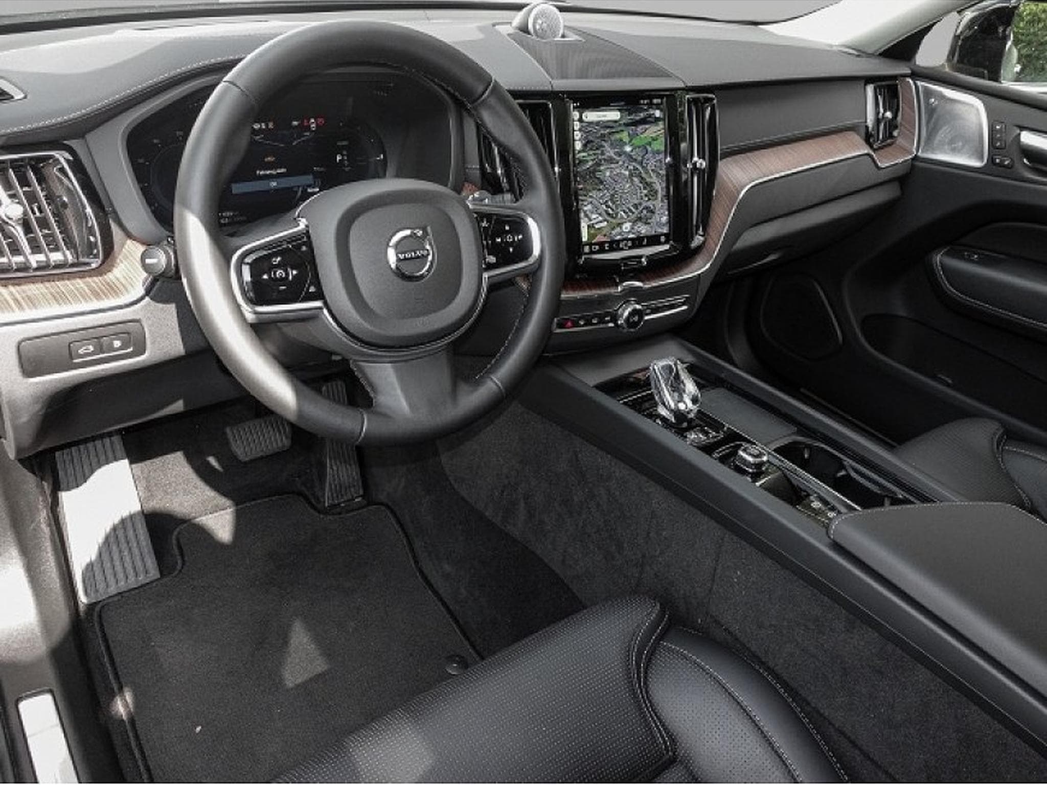 Volvo XC60 (2024) - Foto 4