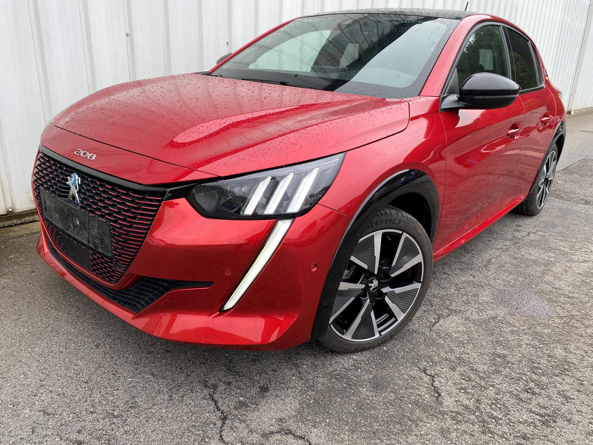 Peugeot 208 E208 GT (2021) - Photo 1