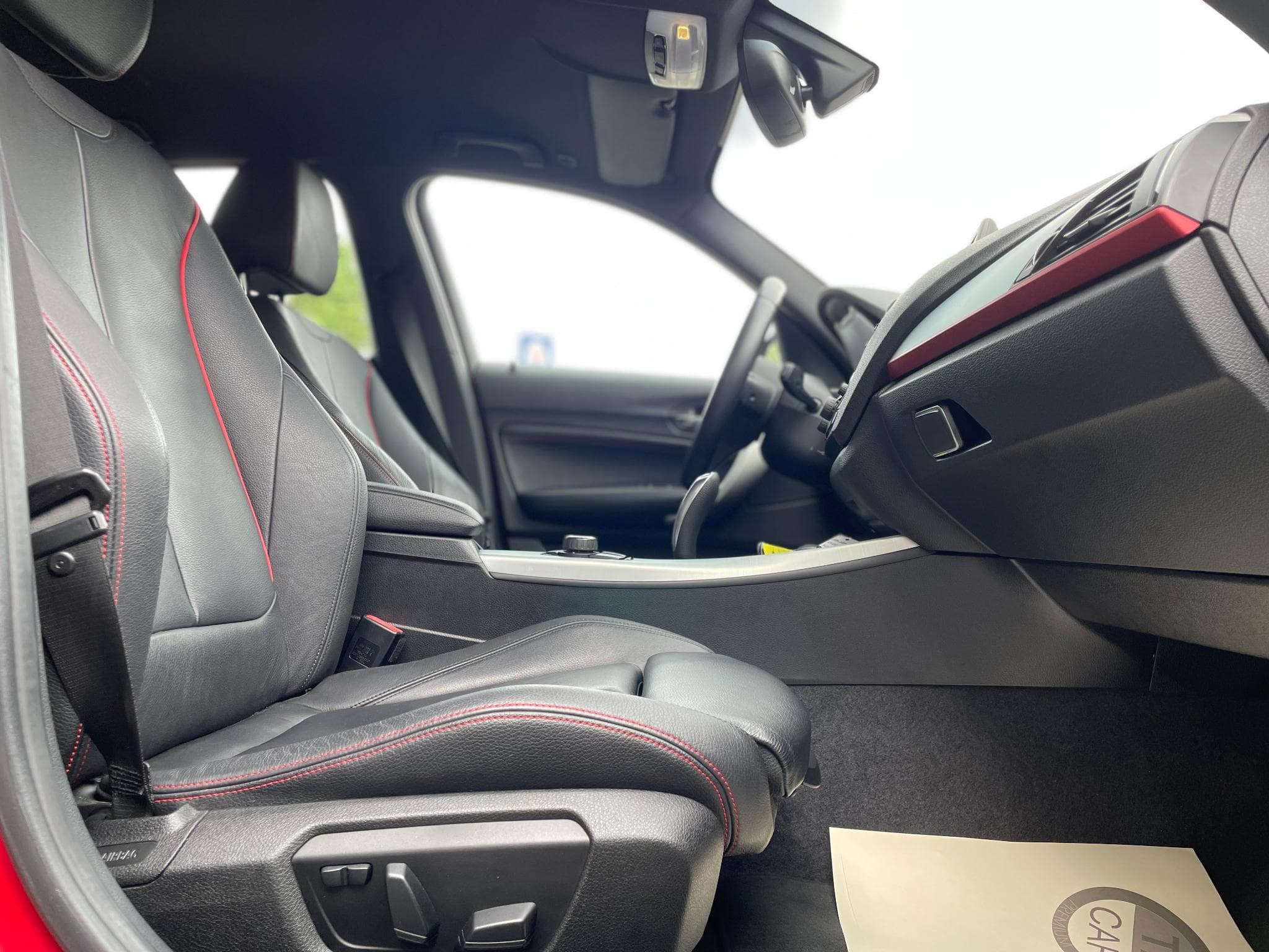 BMW 118 i Steptronic Sport-line (2014) - Photo 4