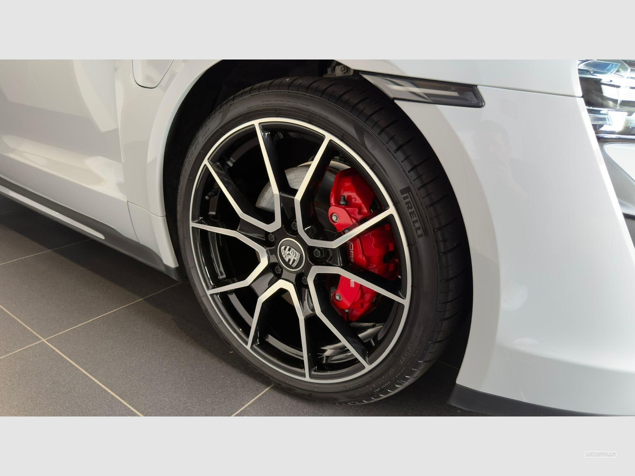 Porsche Taycan 4S Sport Turismo | Porsche Approved | Pneus et jantes d' (2023) - Foto 7