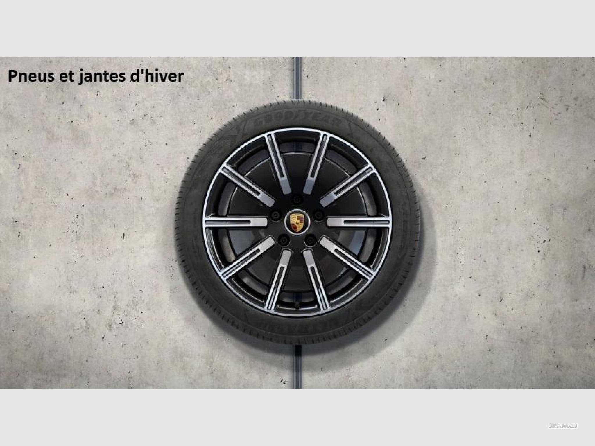 Porsche Taycan 4S Sport Turismo | Porsche Approved | Pneus et jantes d' (2023) - Foto 8