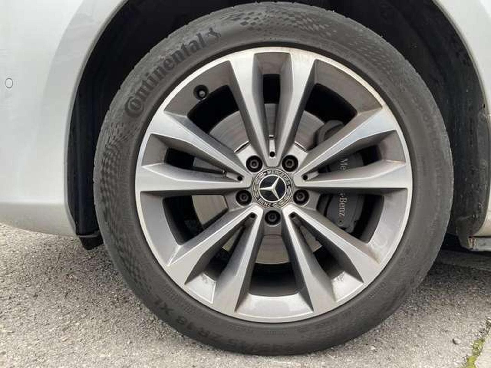 Mercedes V D LONG 9G-Tronic Avantgarde Edition (2022) - Foto 8