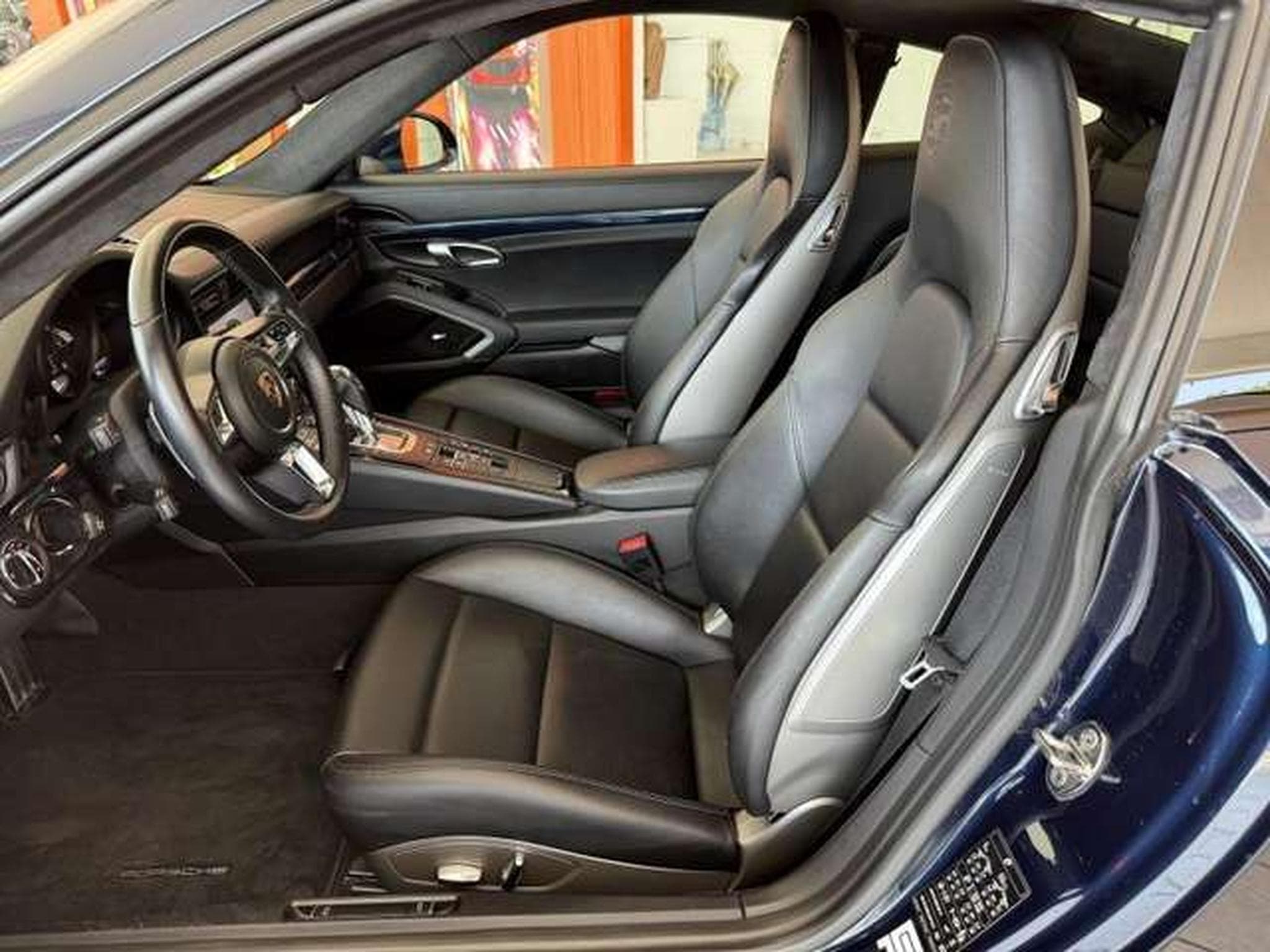 Porsche 911 Carrera 4 GTS (2017) - Foto 8