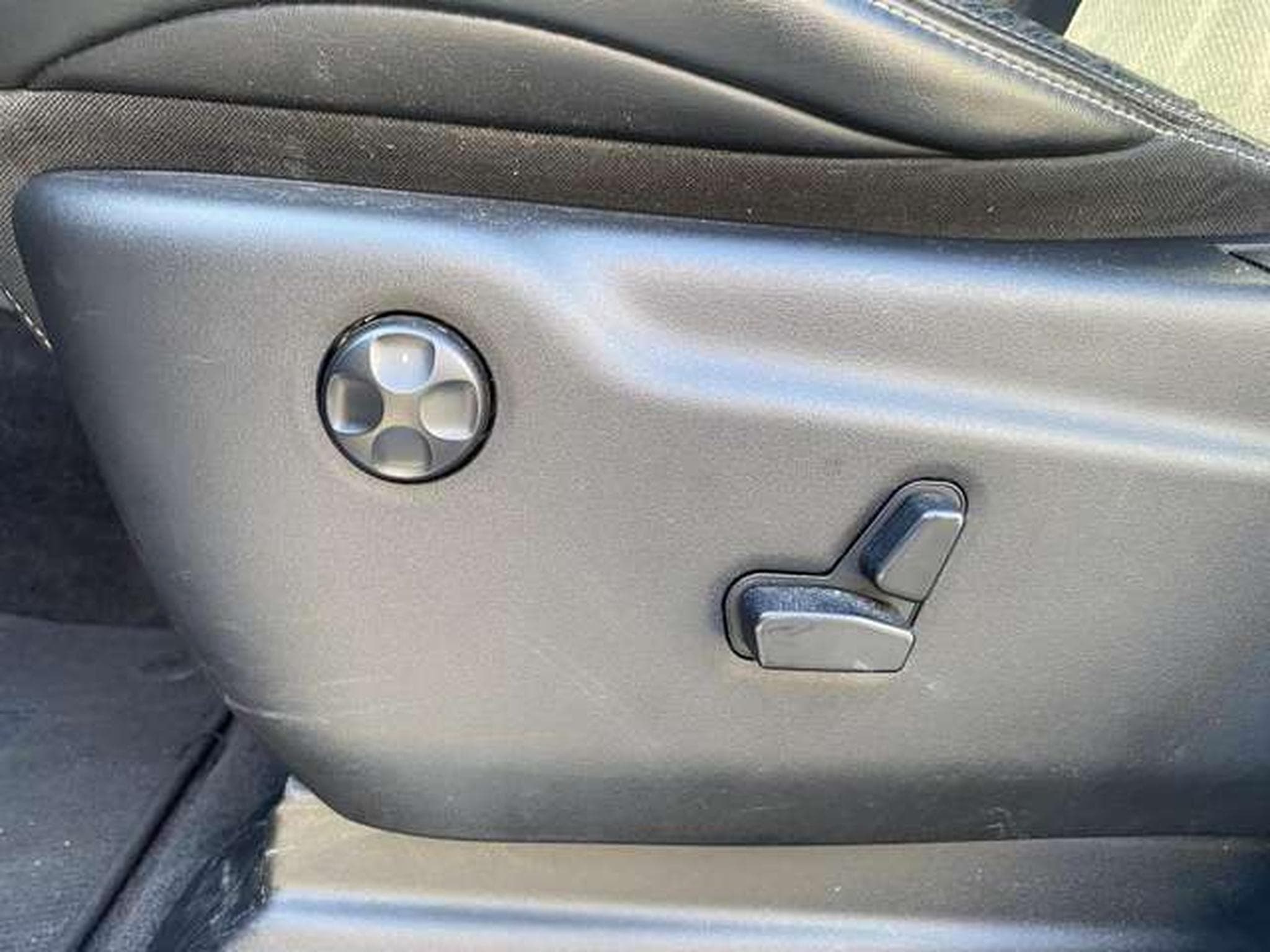 Jeep Cherokee SRT8 (2018) - Photo 17