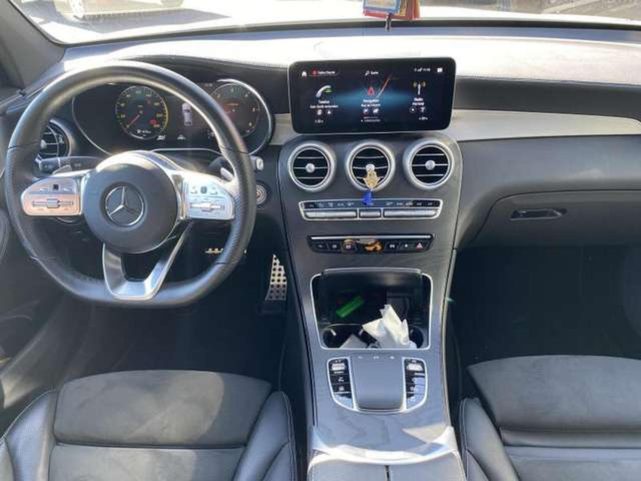 Mercedes GLC 220 D 4MATIC PACK AMG (2023) - Foto 14