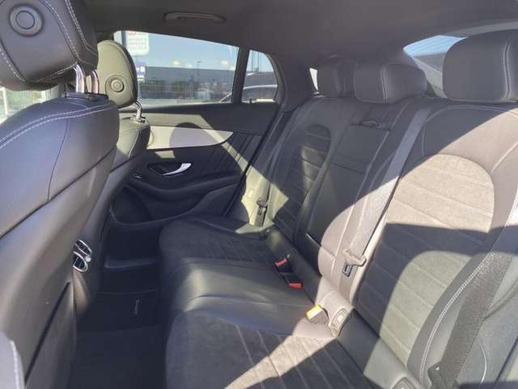 Mercedes GLC 220 D 4MATIC PACK AMG (2023) - Foto 15