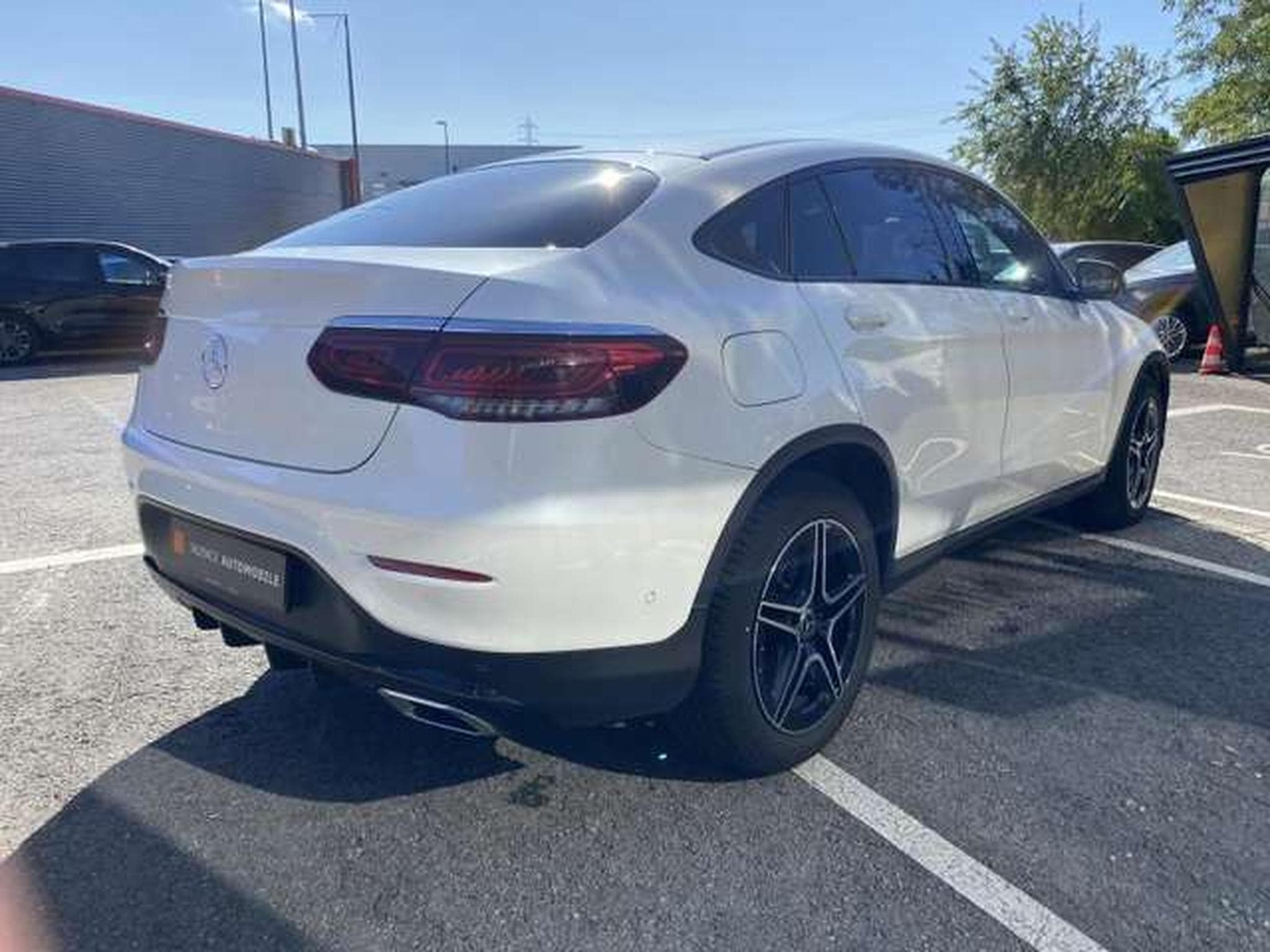 Mercedes GLC 220 D 4MATIC PACK AMG (2023) - Foto 5