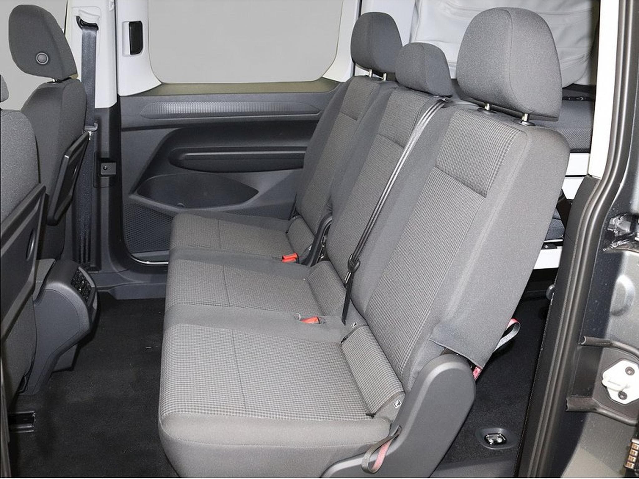 VW Caddy (2026) - Photo 4